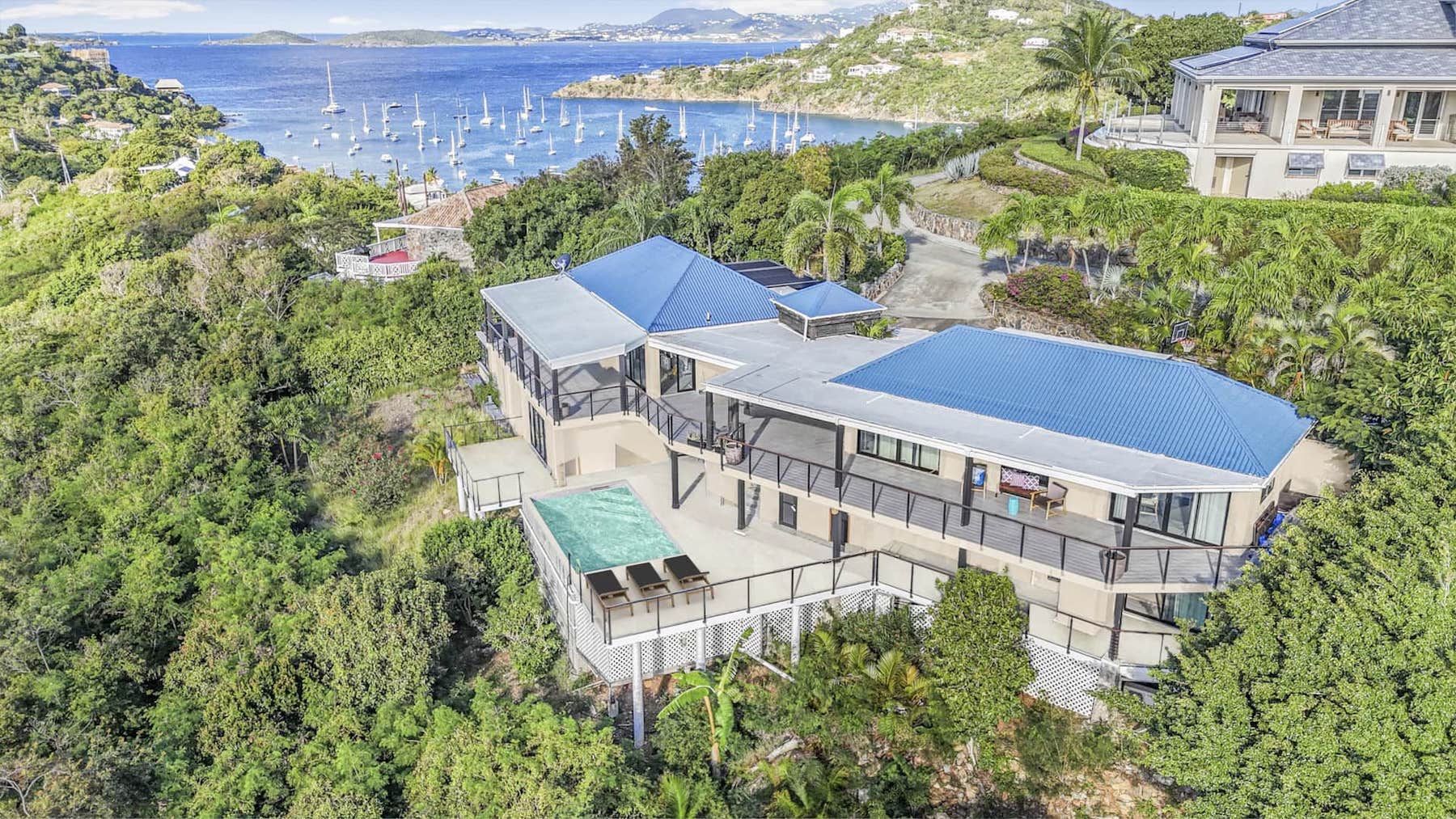Kia Orana villa photo.