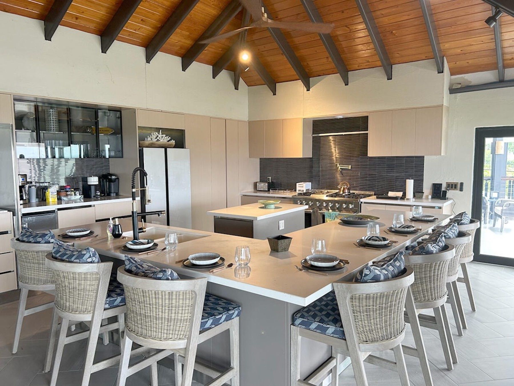 Kia Orana villa photo.