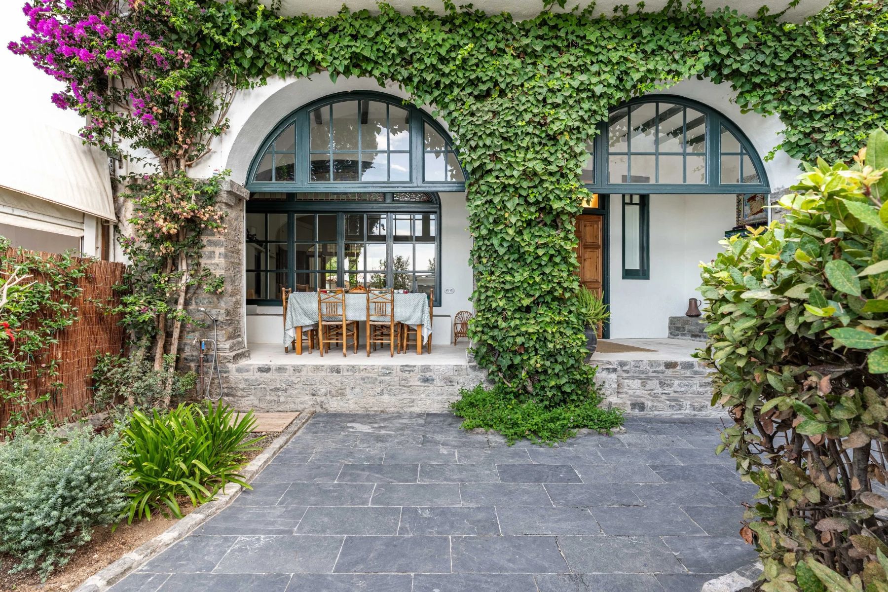 La Casa Cadaques villa photo.