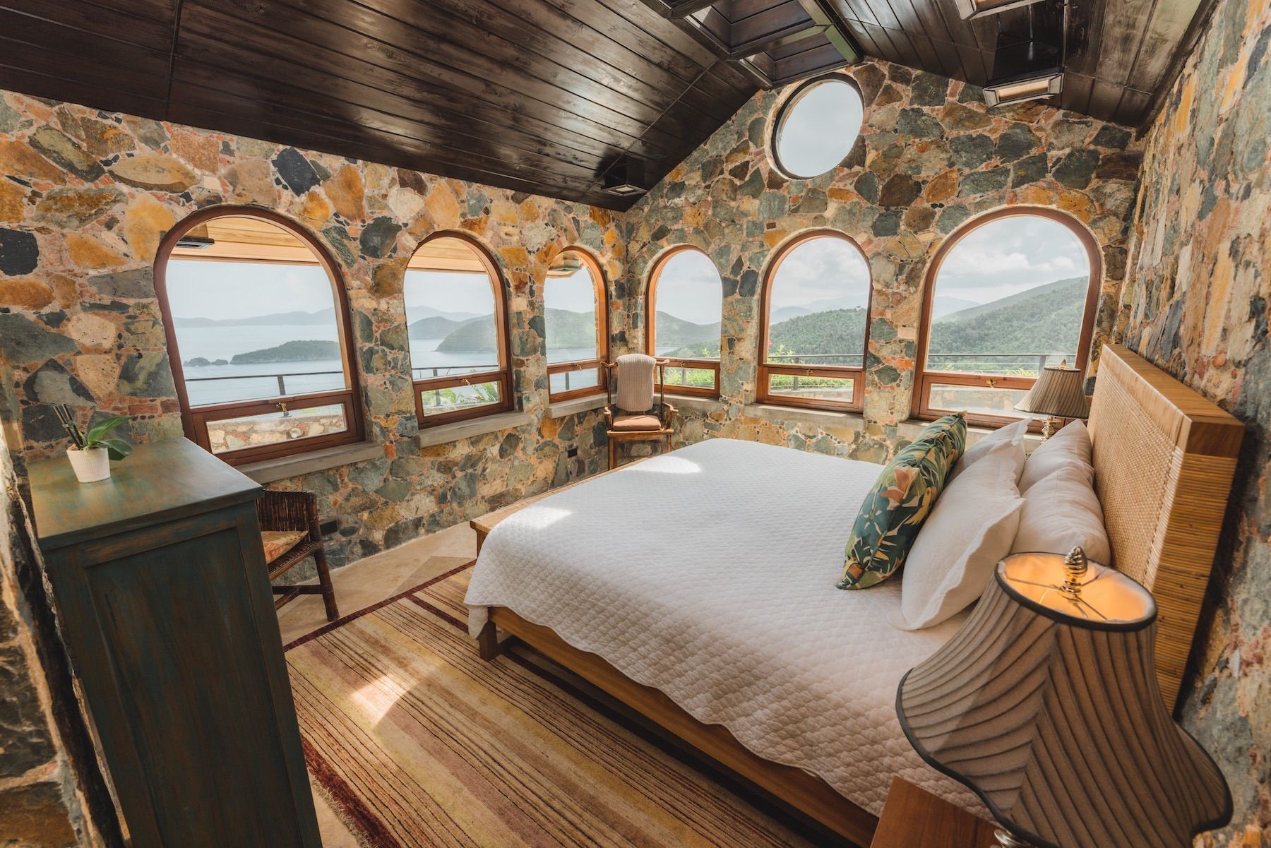 Valhalla villa photo.