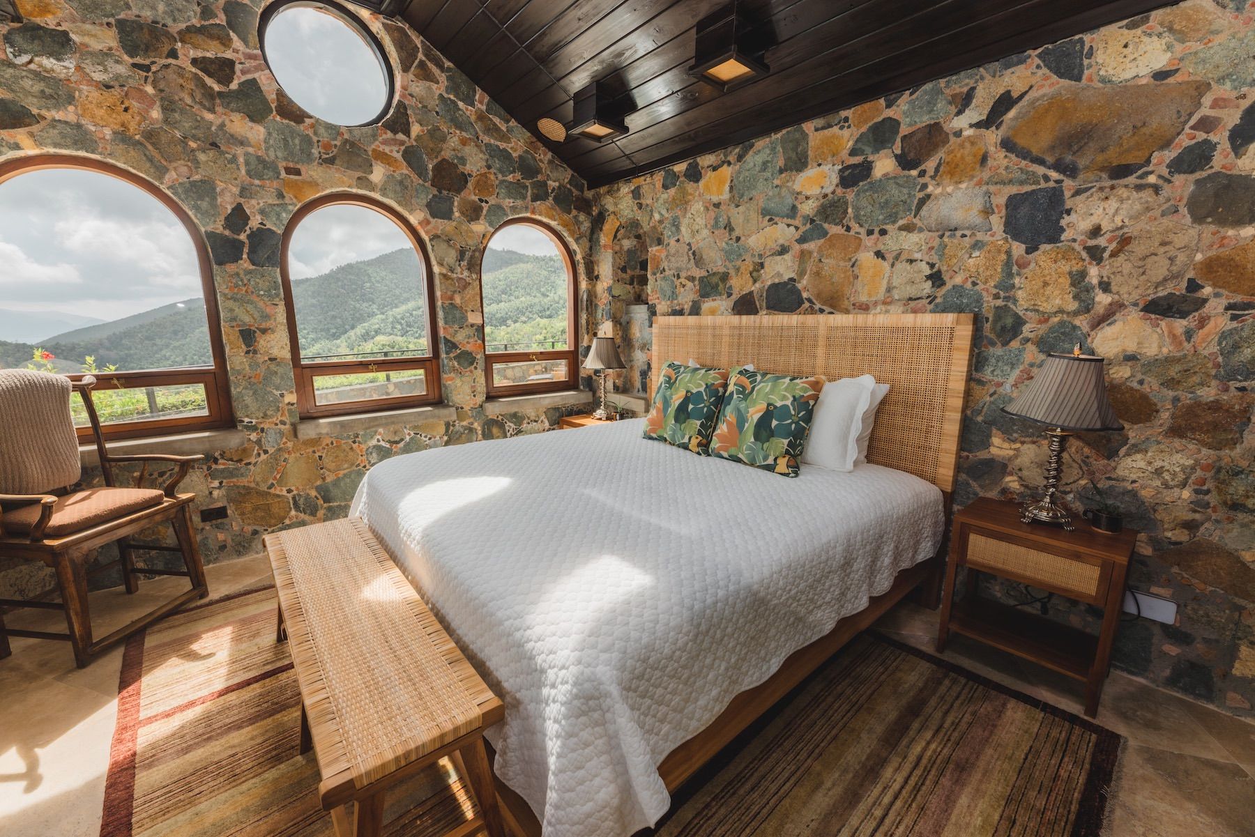 Valhalla villa photo.