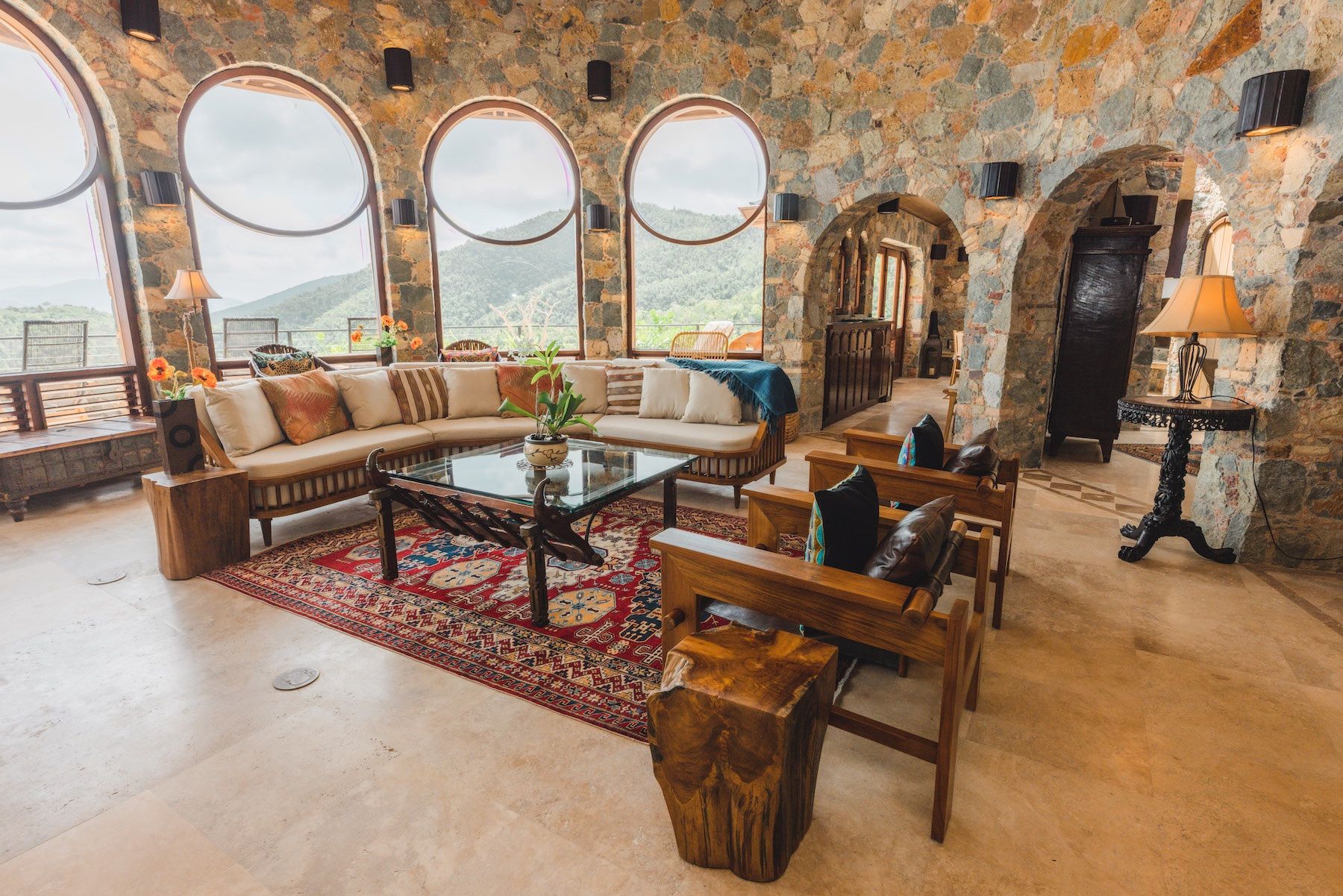 Valhalla villa photo.