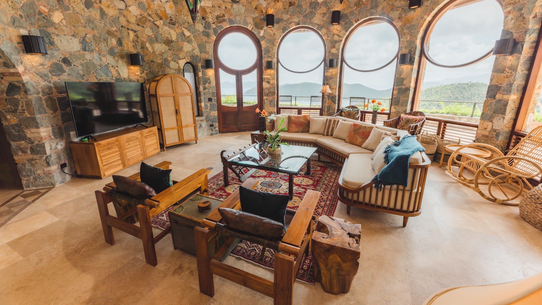 Valhalla villa photo.