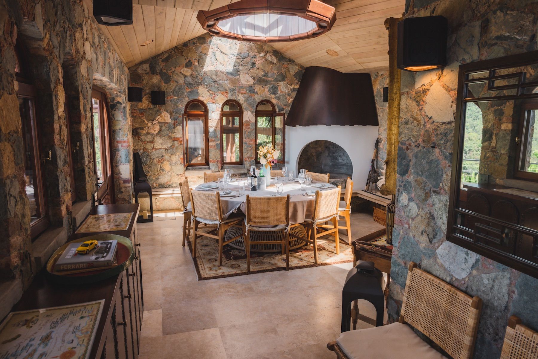 Valhalla villa photo.