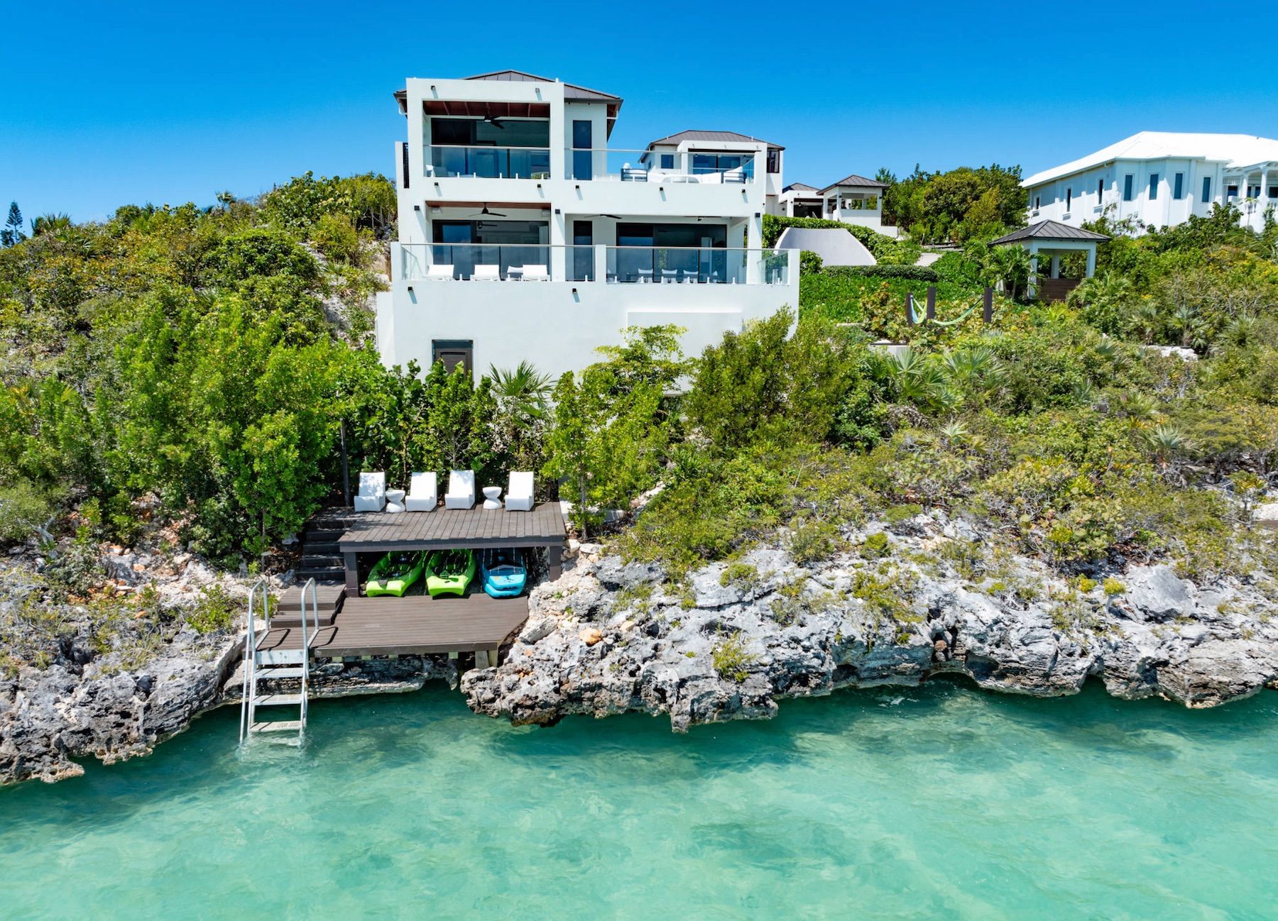 Above Rocks villa photo.
