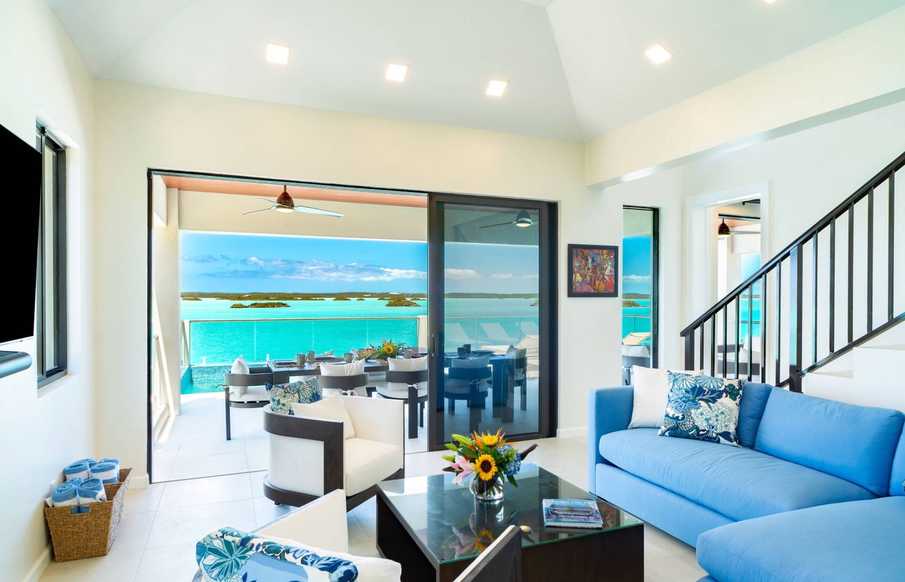 Guest House - Living area