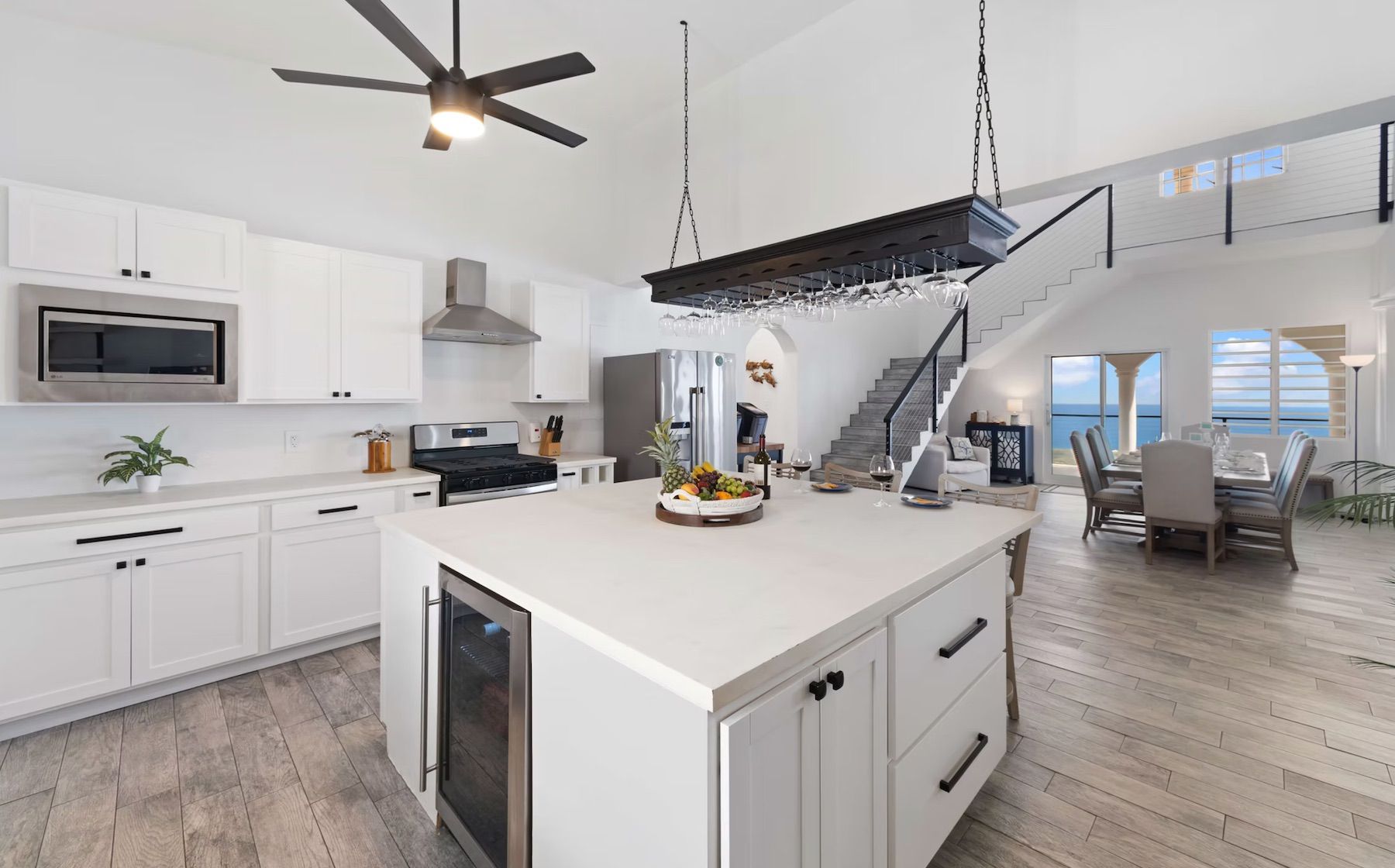 Fully equipped kitchen