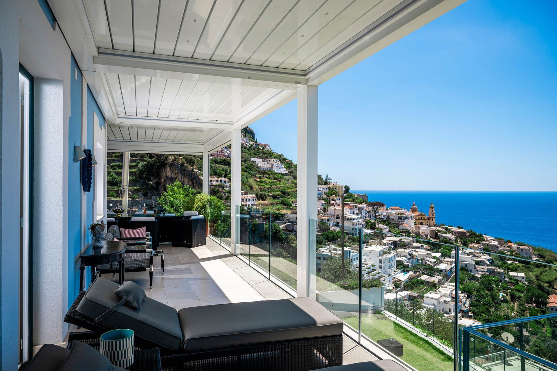 Cantibe villa photo.