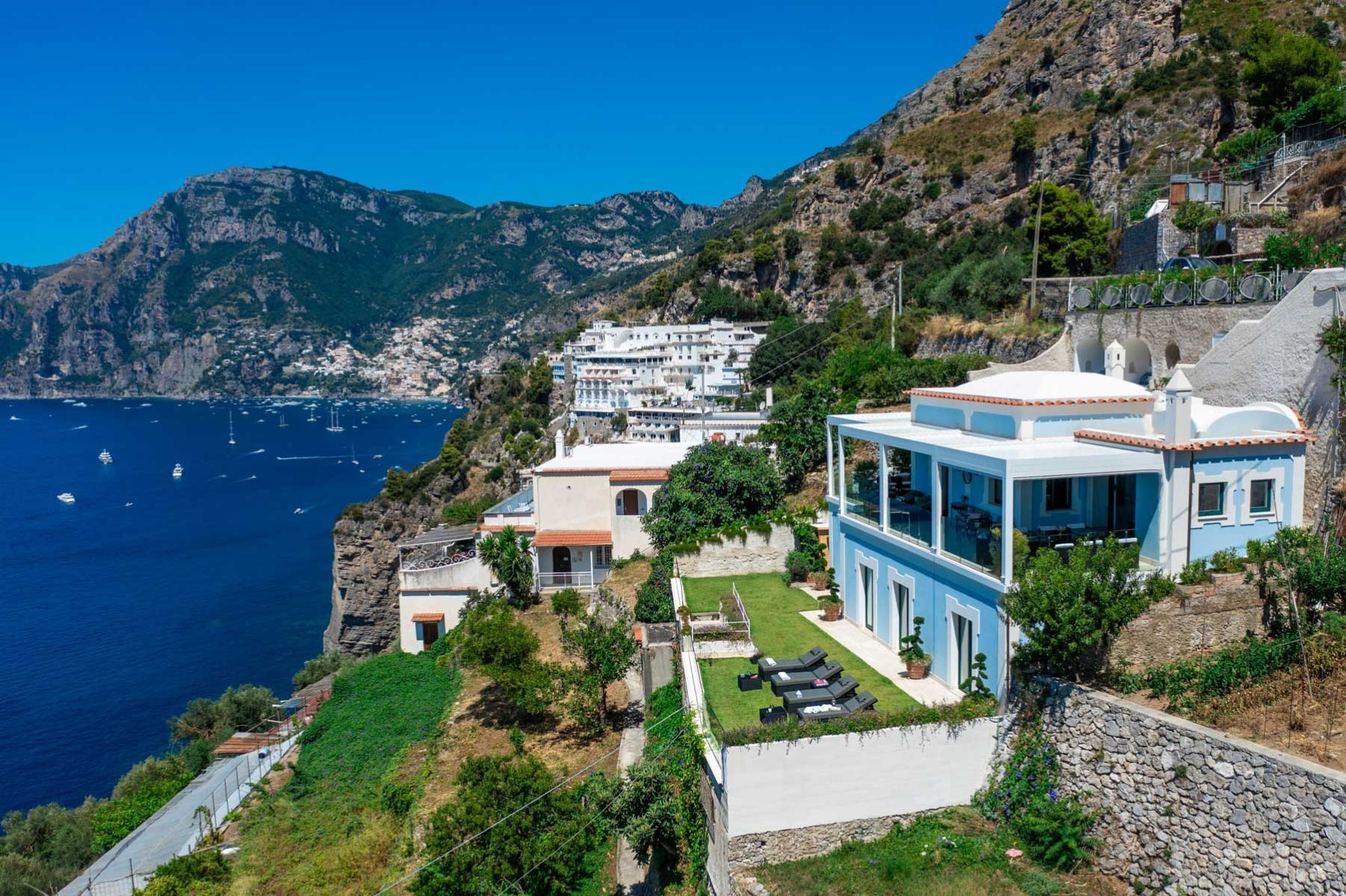 Cantibe villa photo.