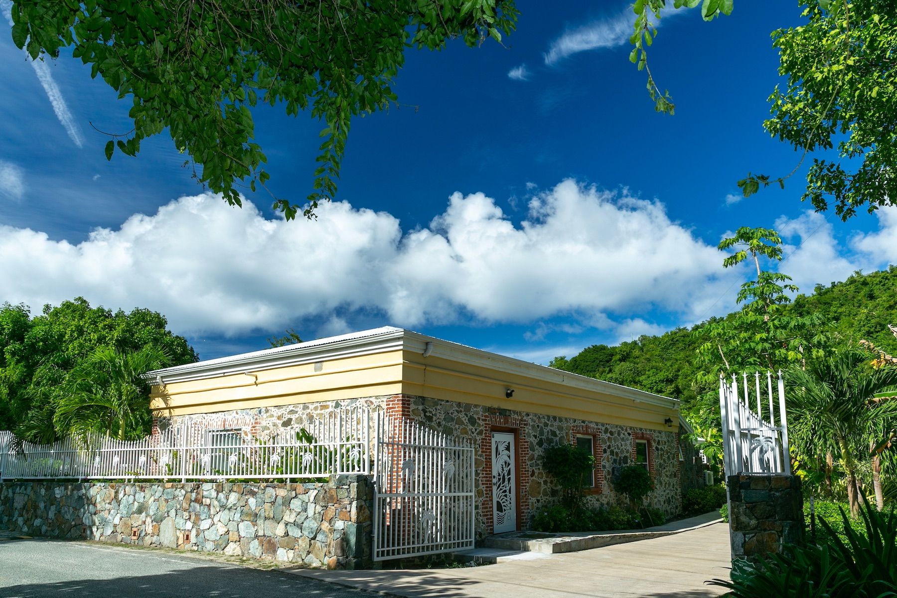 Maho Bay Beach Villa villa photo.
