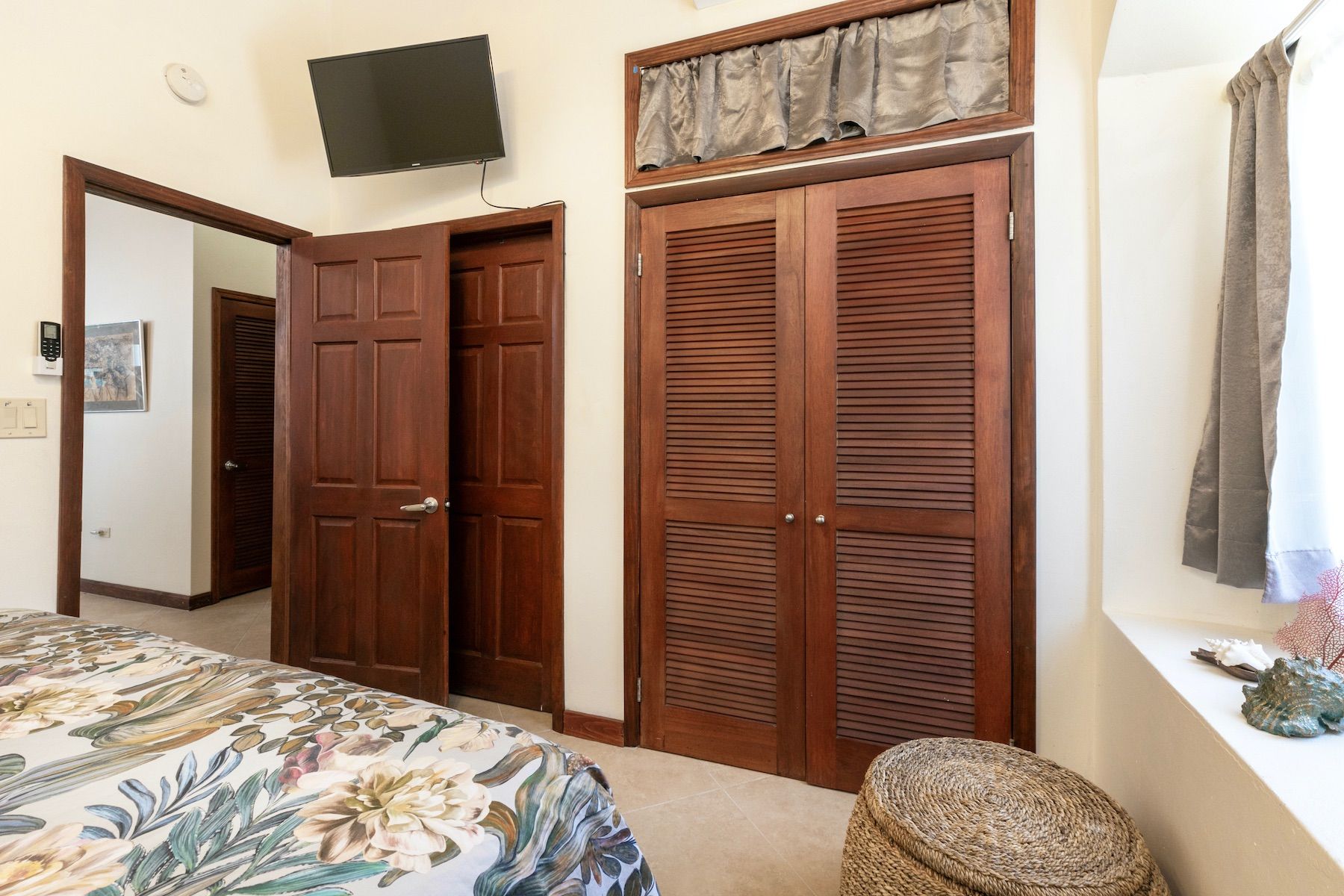 Maho Bay Beach Villa villa photo.