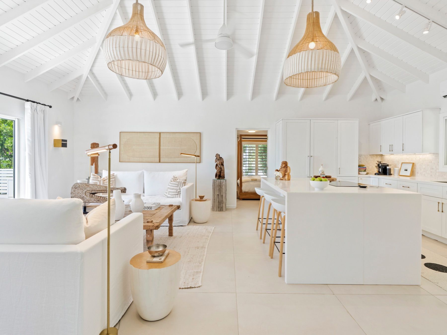 Bright Waters villa photo.