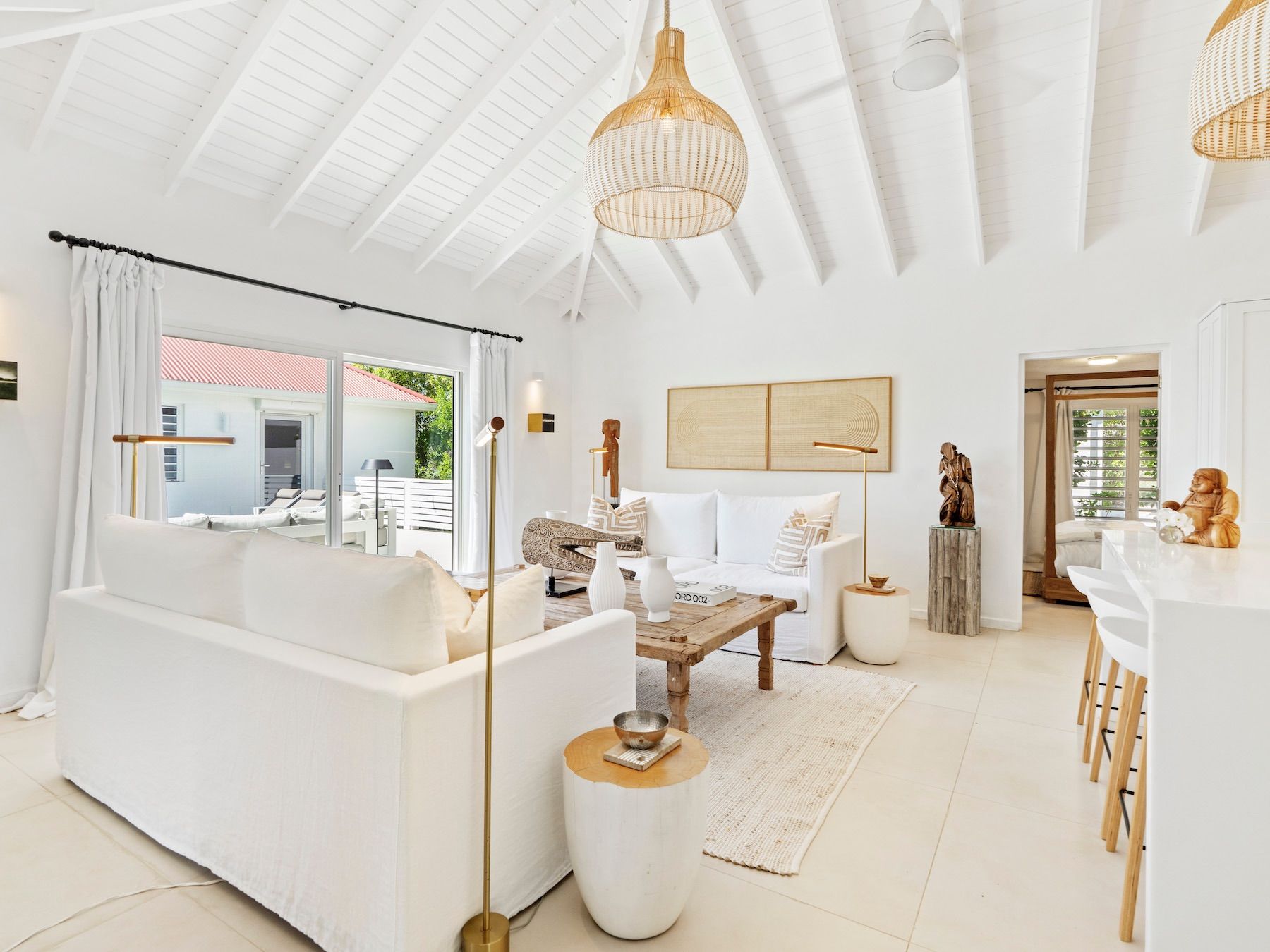 Bright Waters villa photo.