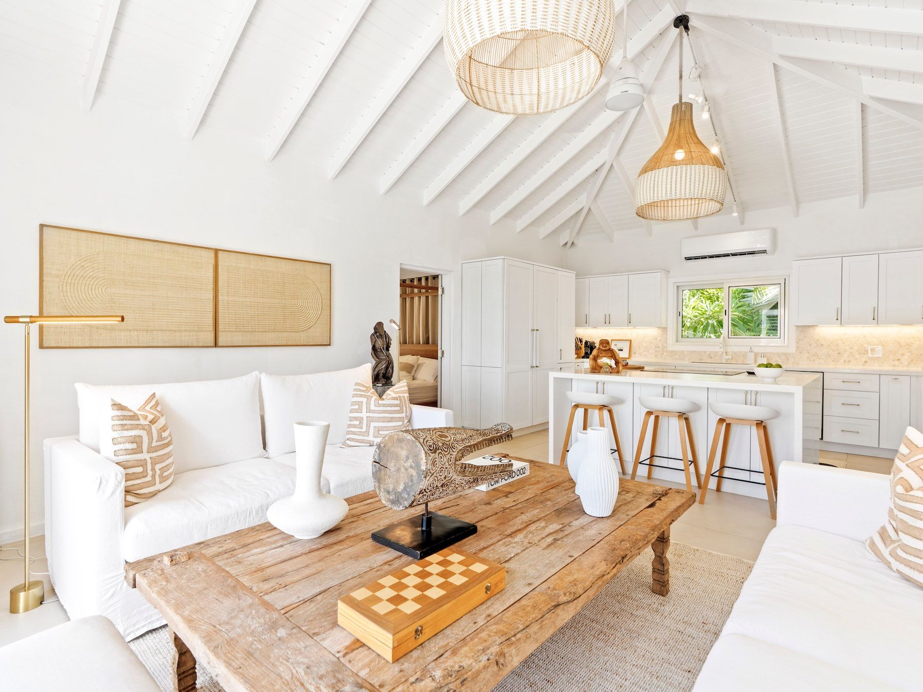 Bright Waters villa photo.