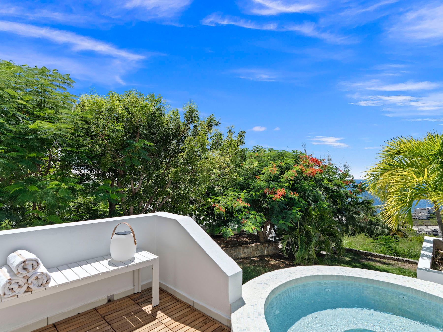 Bright Waters villa photo.