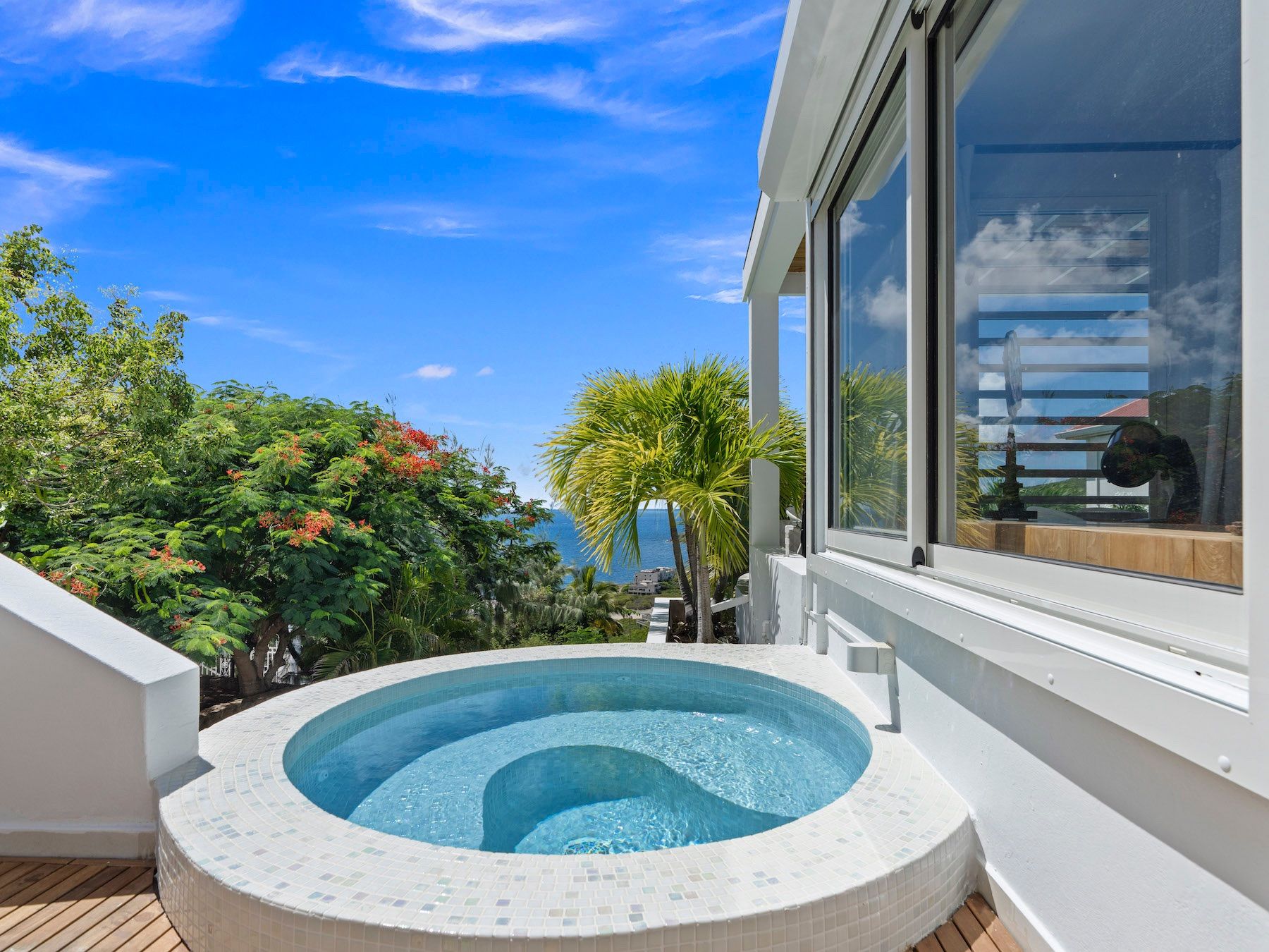 Bright Waters villa photo.
