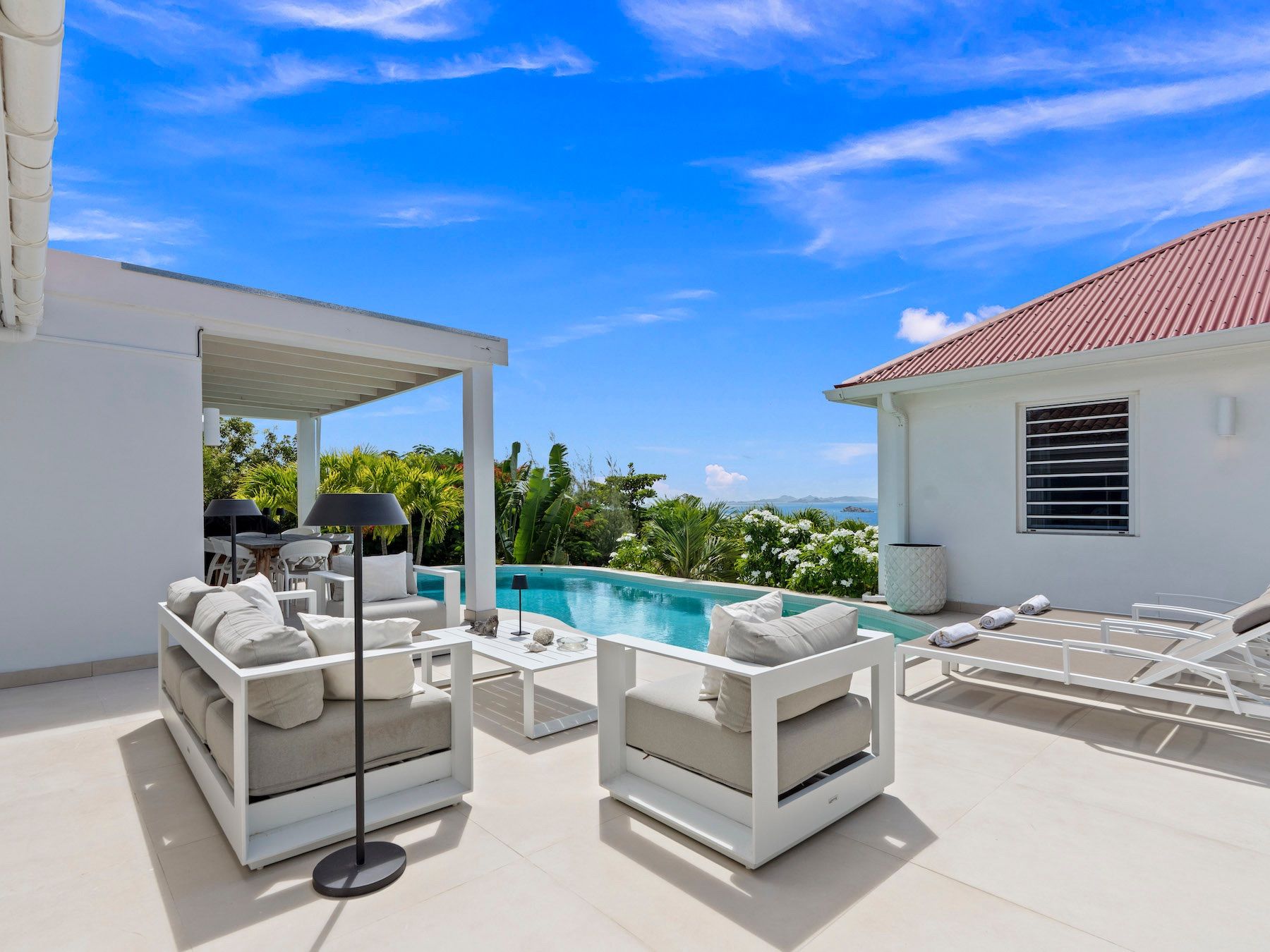 Bright Waters villa photo.