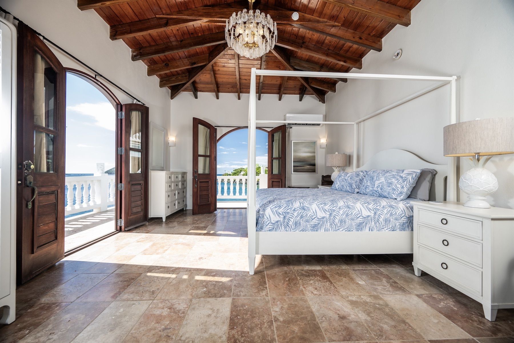 Belle Vue villa photo.