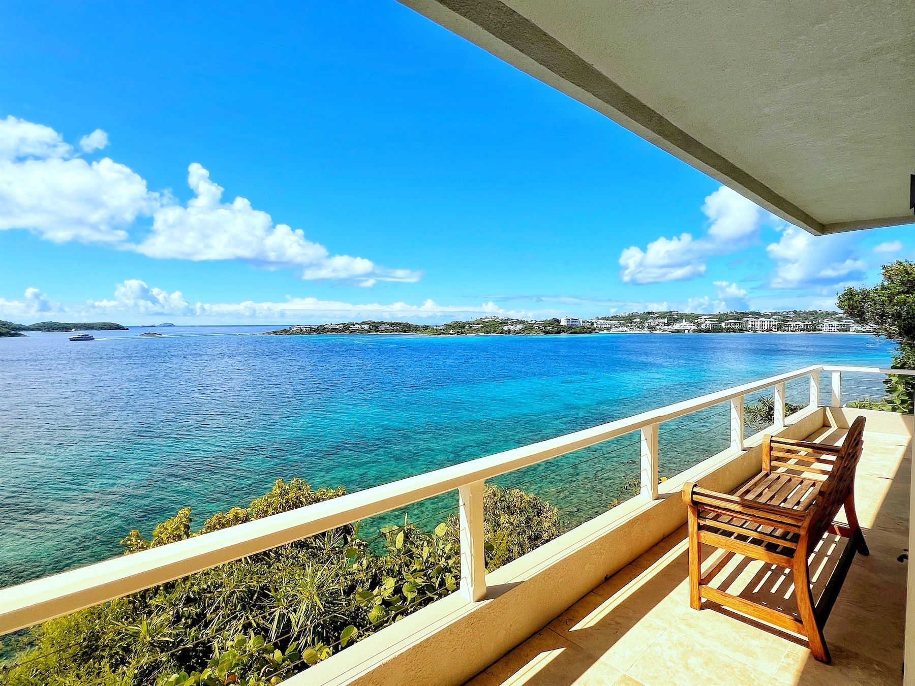 Cabrita Cliff House villa photo.