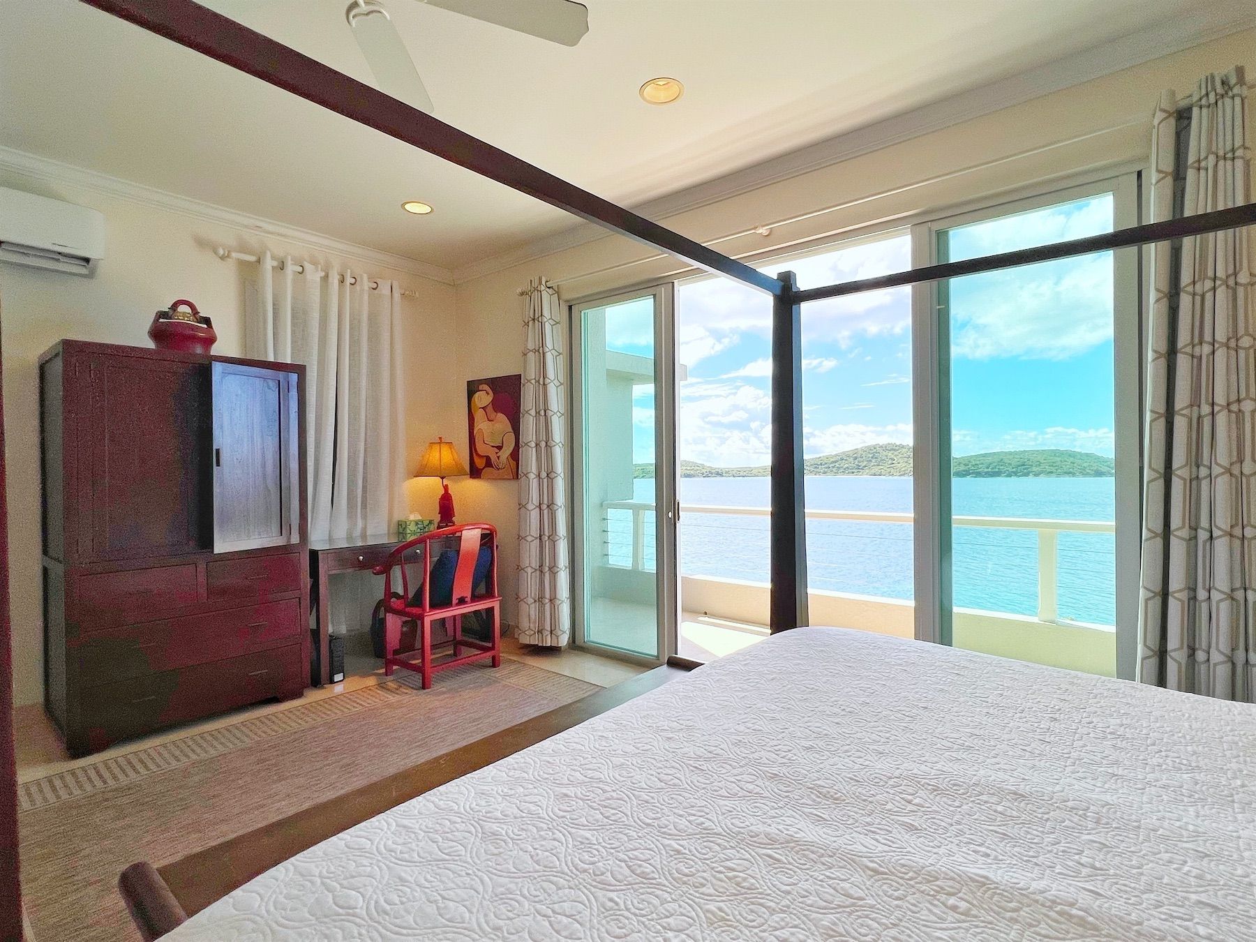 Cabrita Cliff House villa photo.