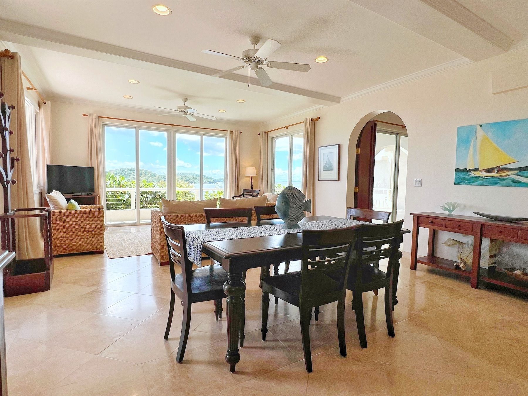 Cabrita Cliff House villa photo.