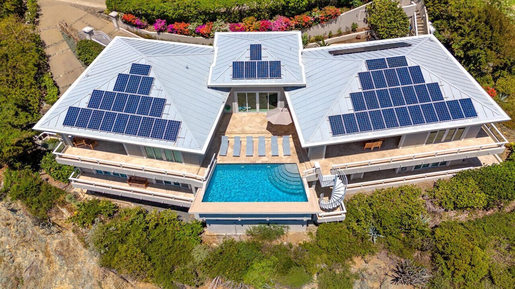 Cabrita Cliff House villa photo.