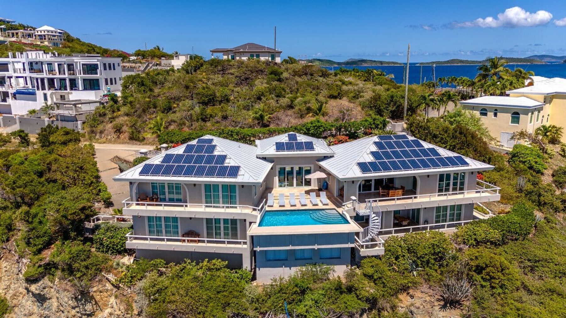 Cabrita Cliff House villa photo.