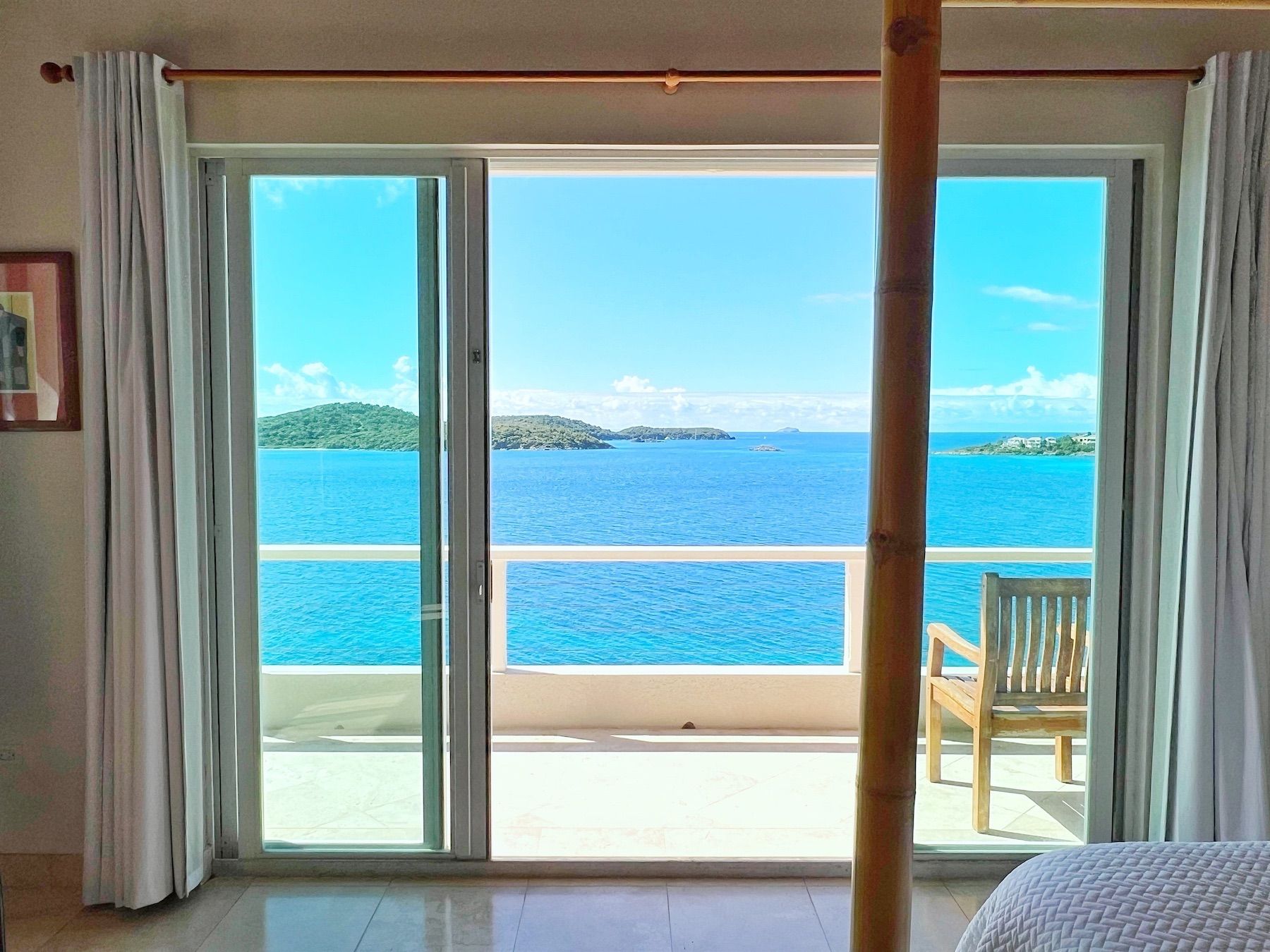 Cabrita Cliff House villa photo.