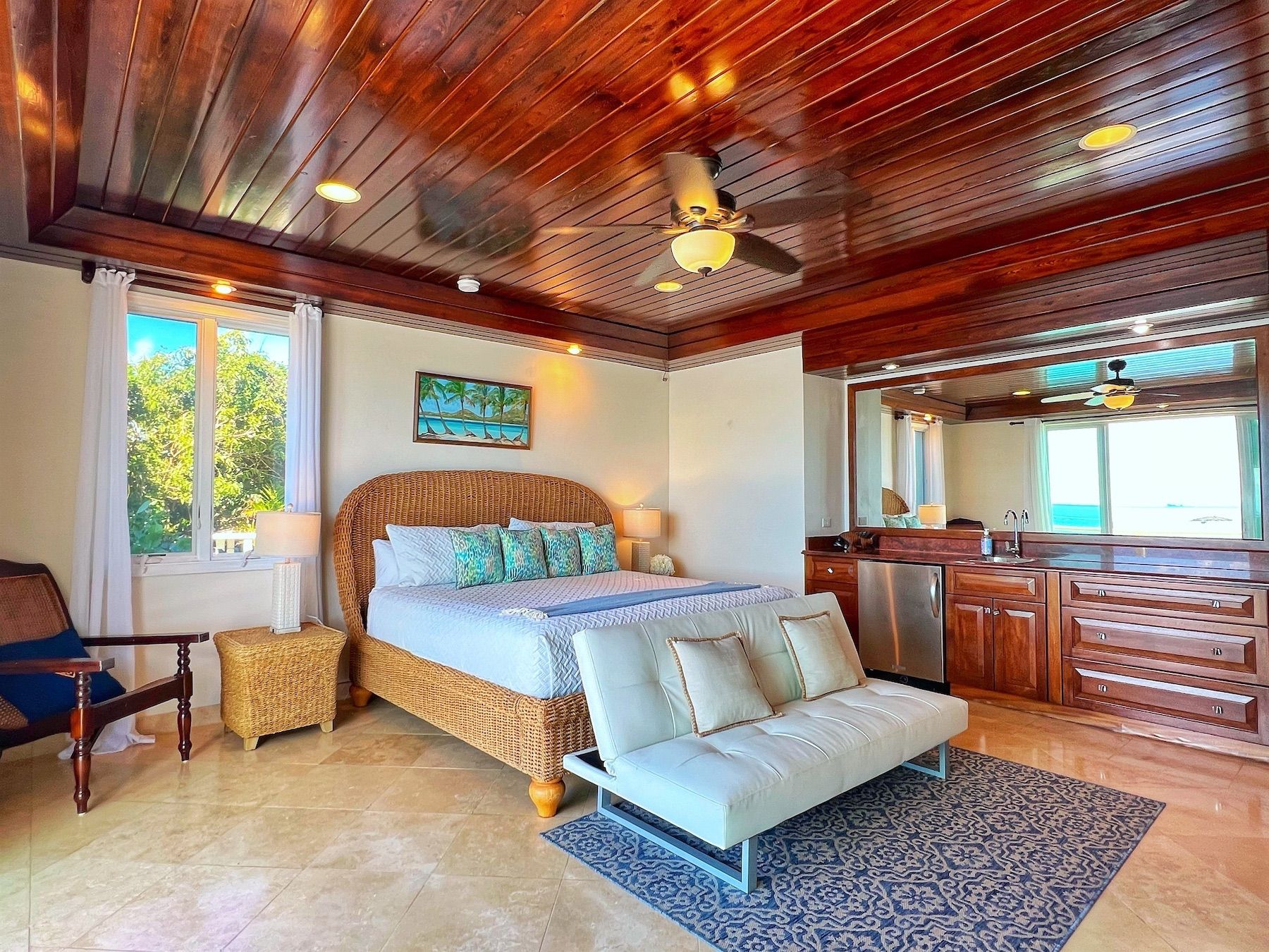 Cabrita Cliff House villa photo.