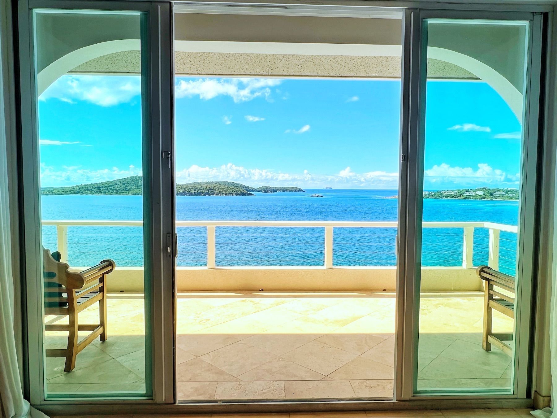 Cabrita Cliff House villa photo.
