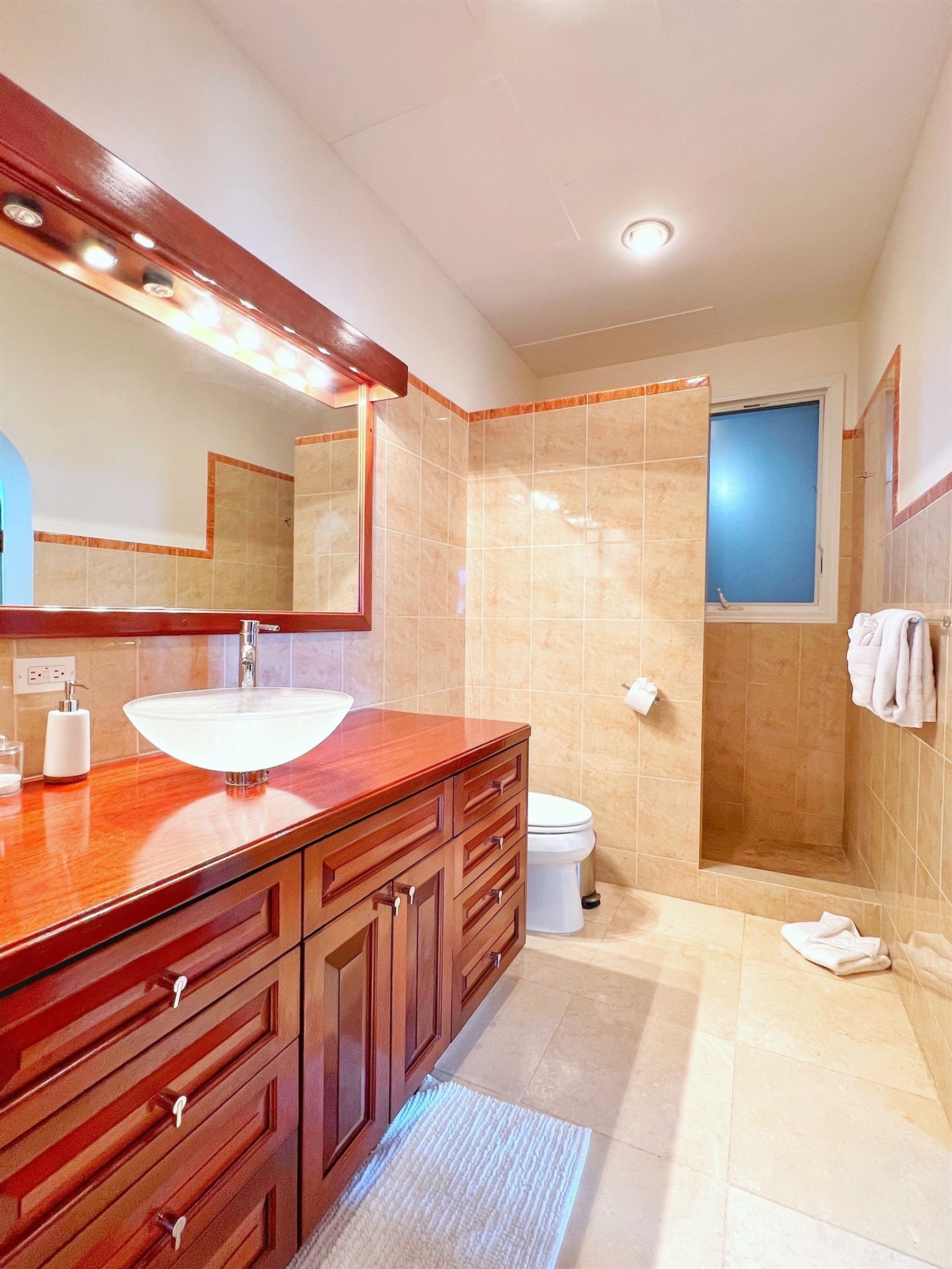 Cabrita Cliff House villa photo.