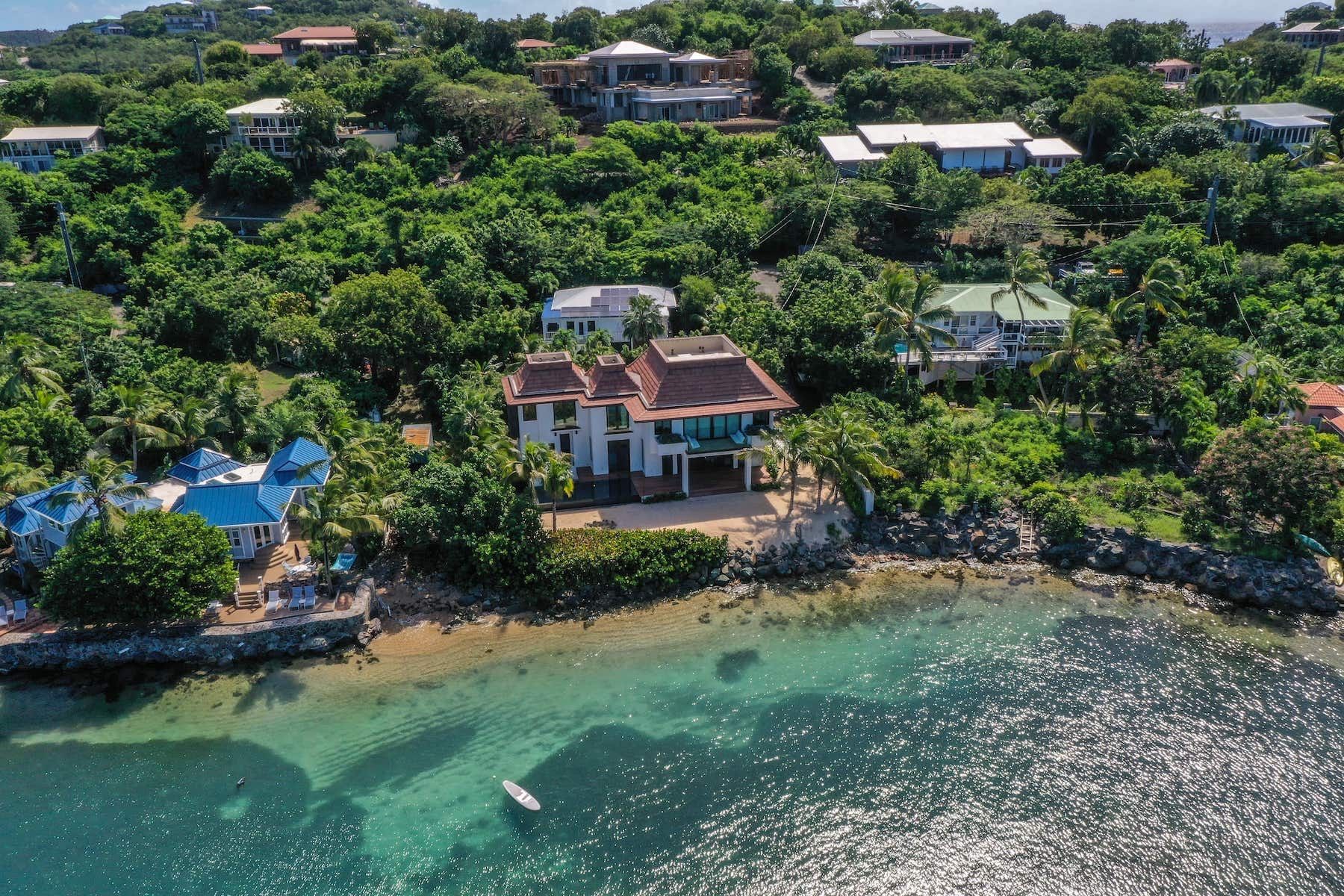 Indo House villa photo.