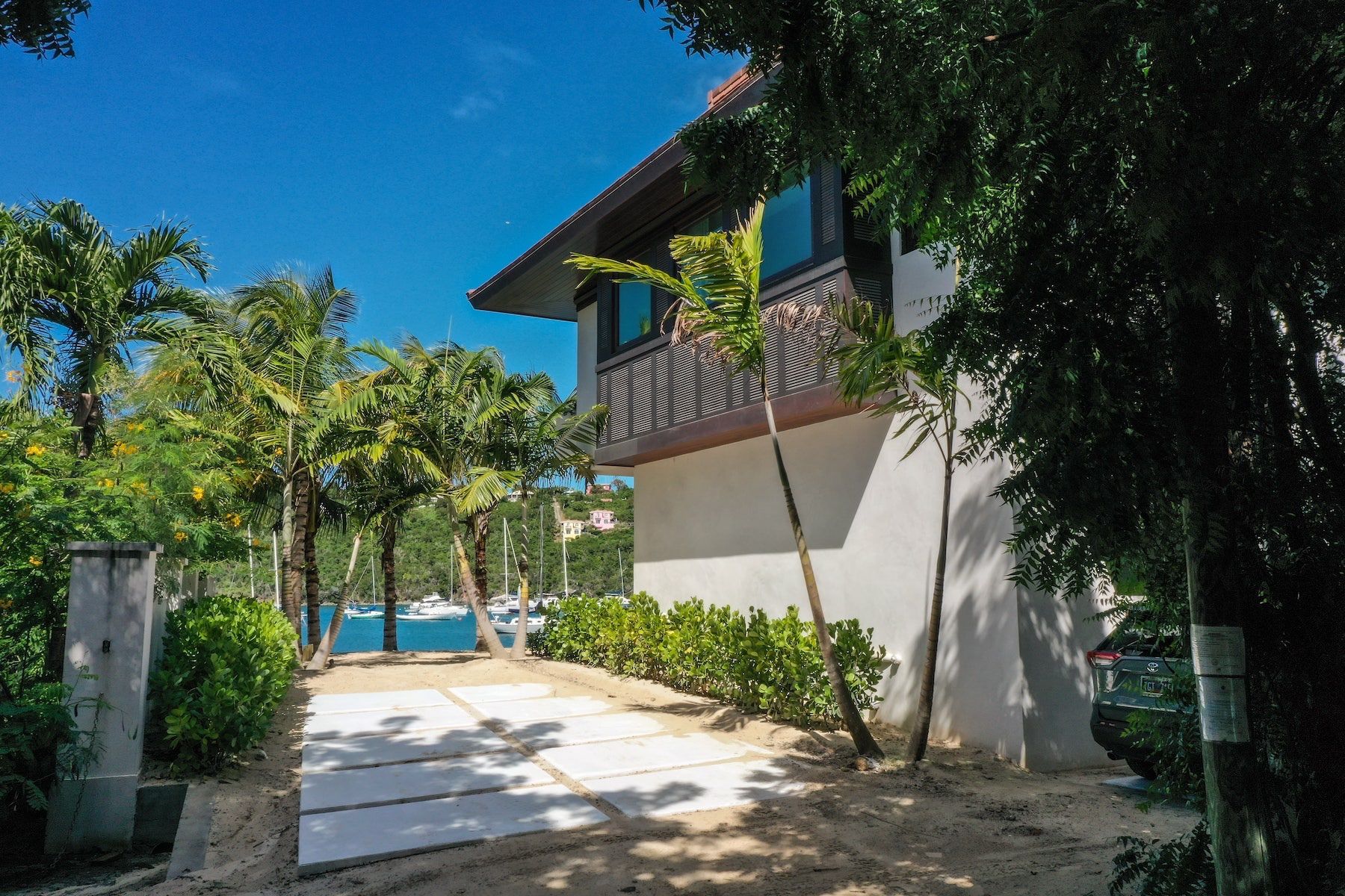 Indo House villa photo.