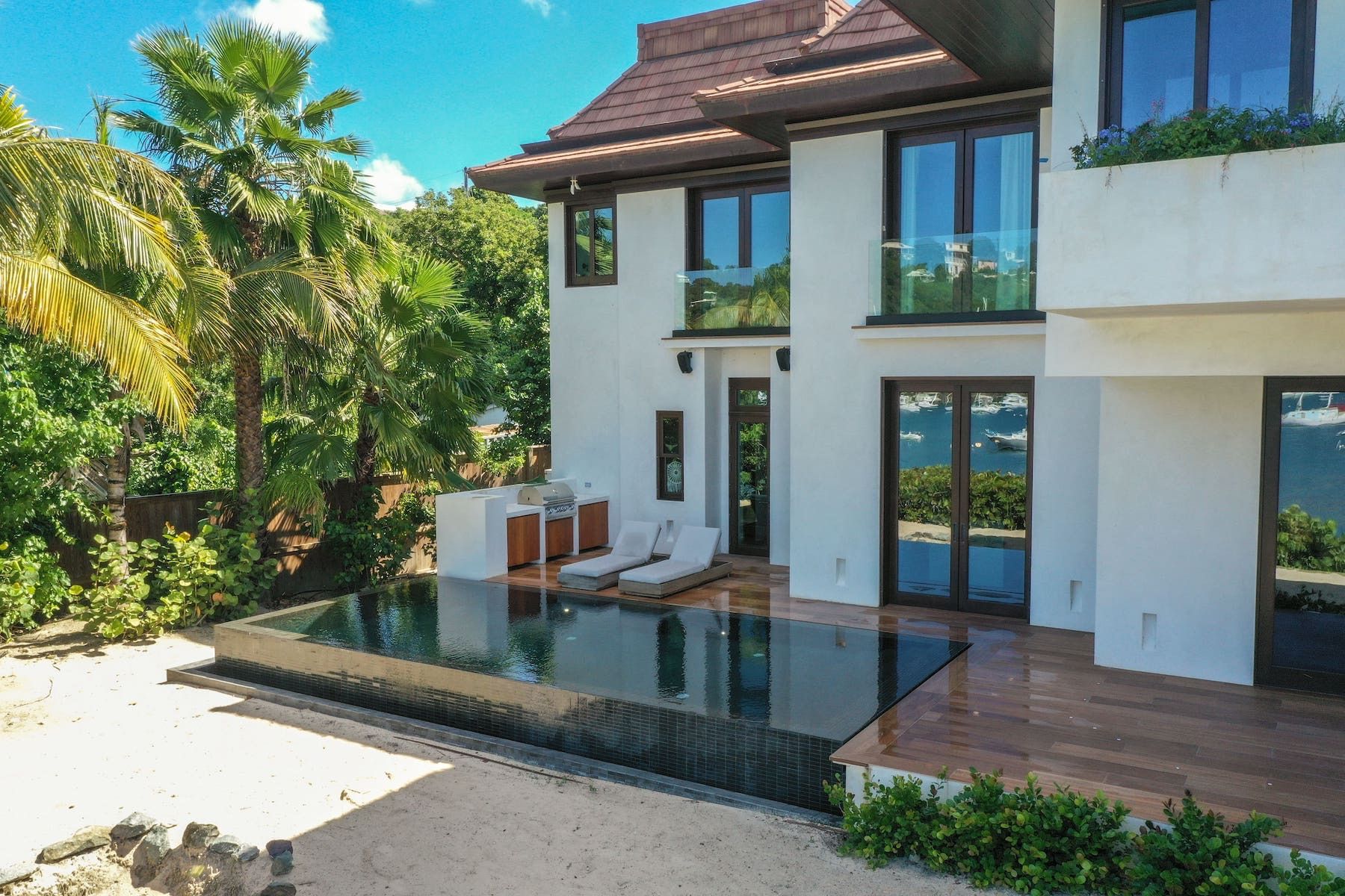Indo House villa photo.