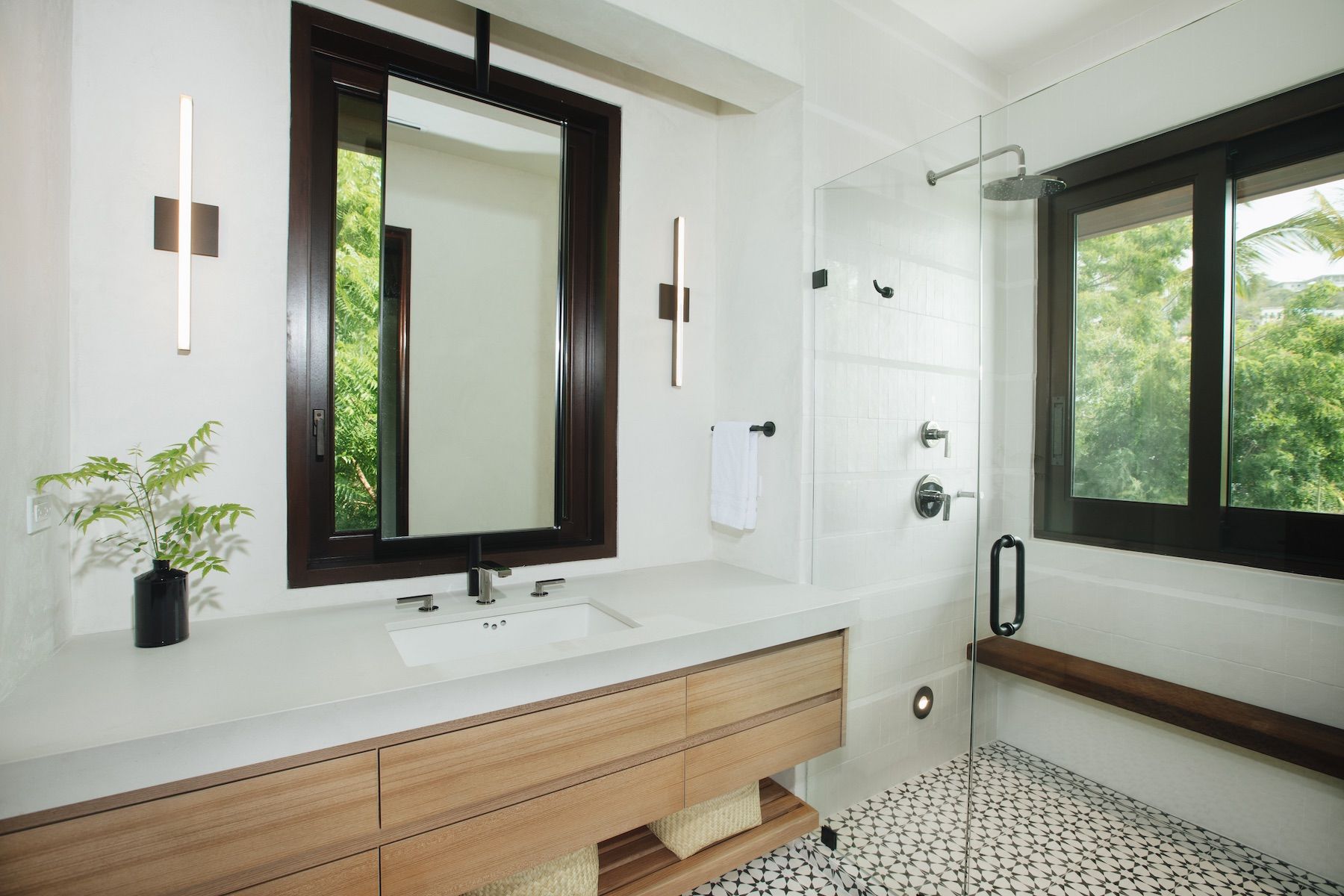Ensuite