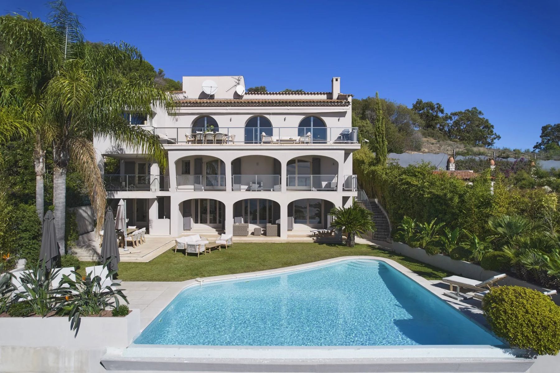 Villa Palm villa photo.