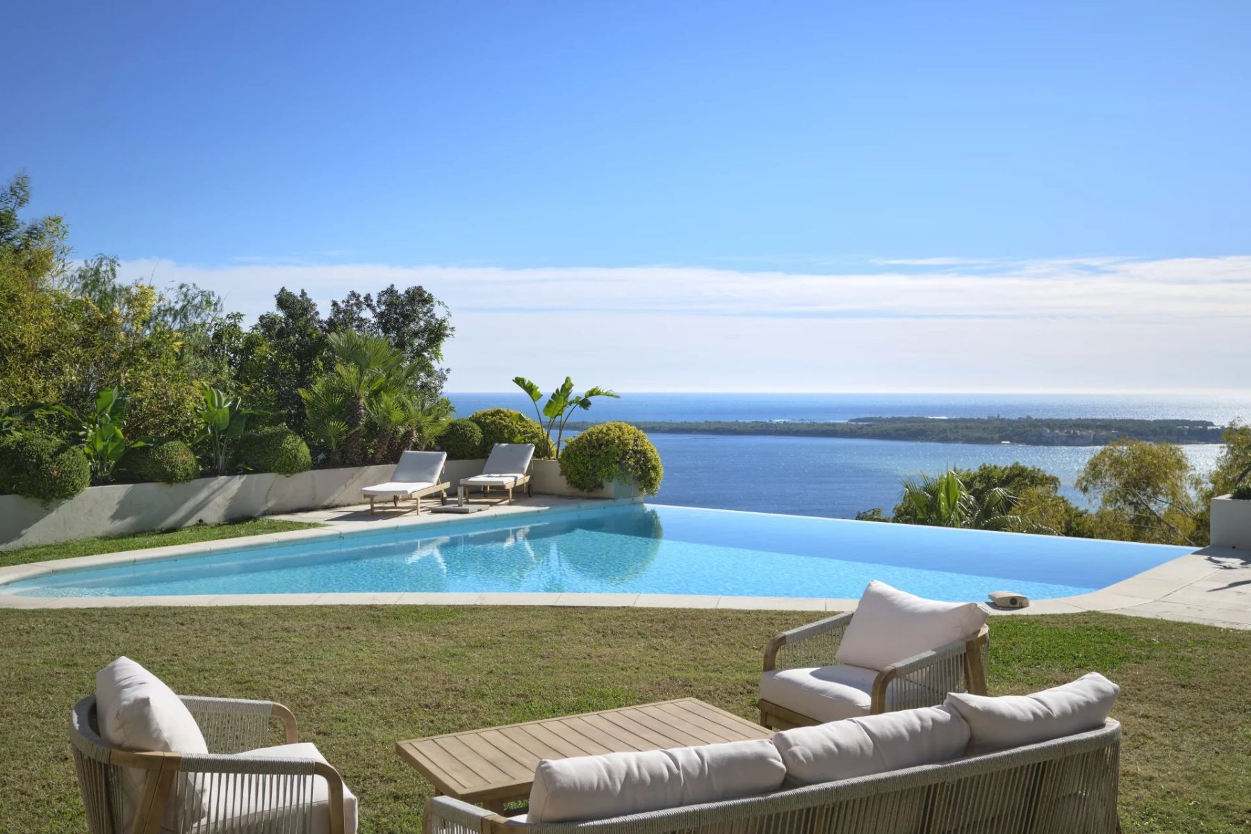 Villa Palm villa photo.