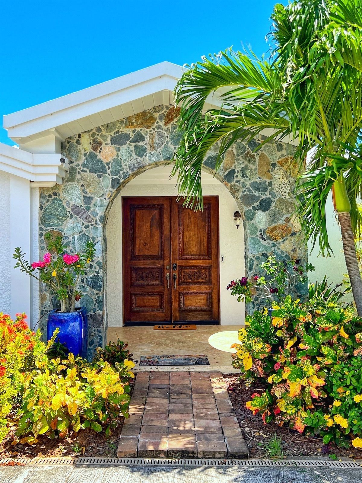 Secret Beach villa photo.