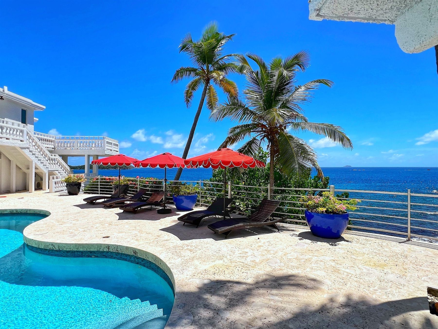 Secret Beach villa photo.