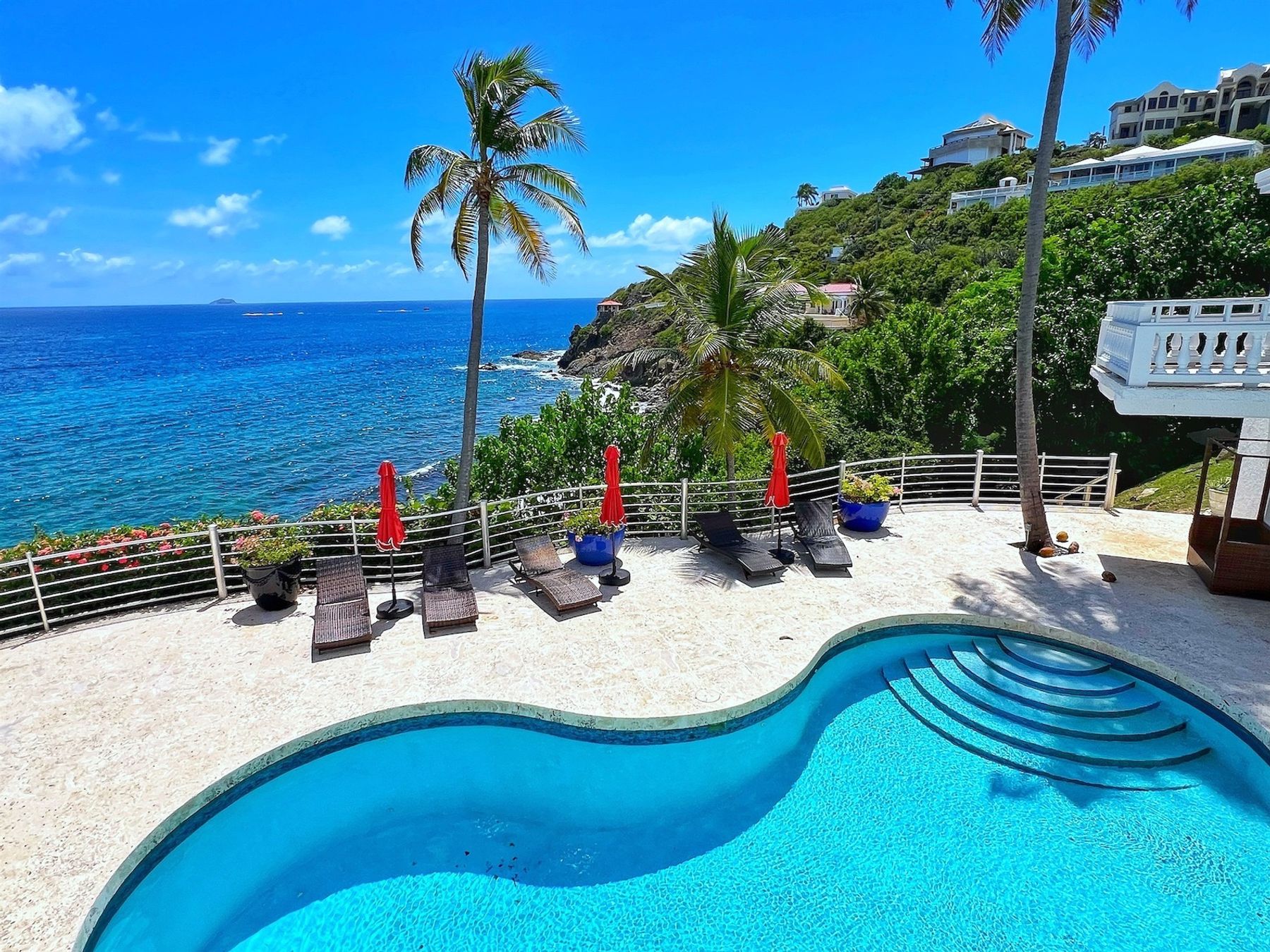 Secret Beach villa photo.
