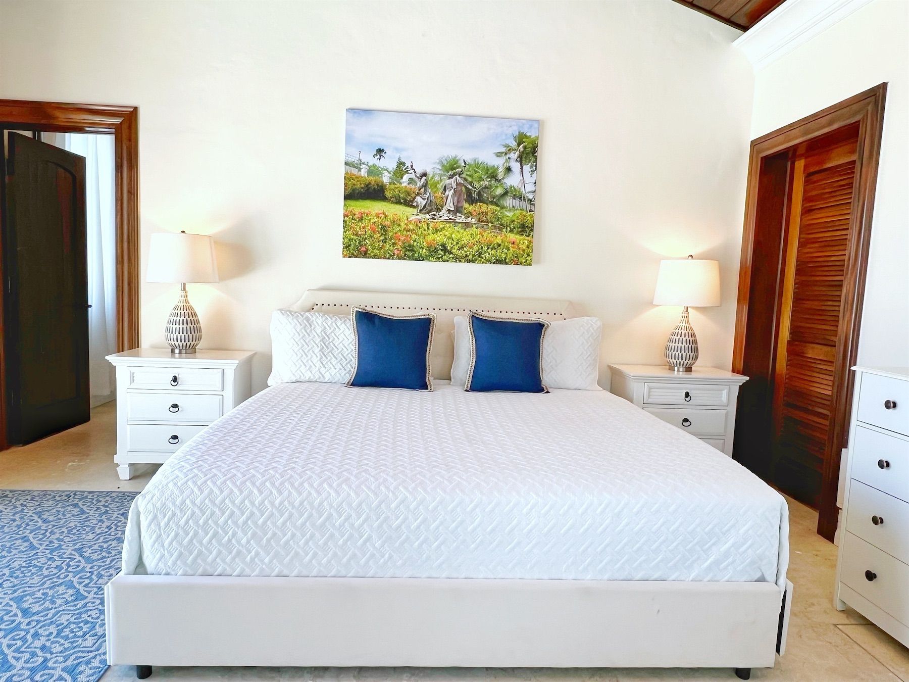 Secret Beach villa photo.