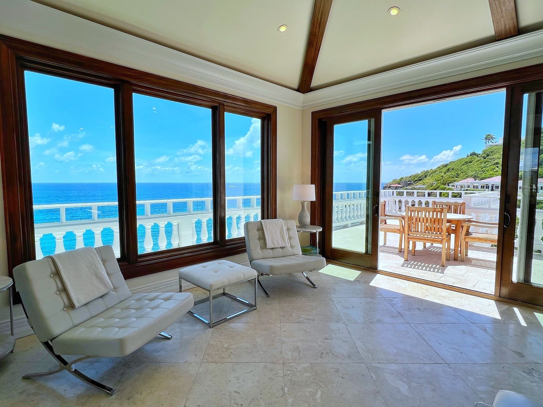 Secret Beach villa photo.