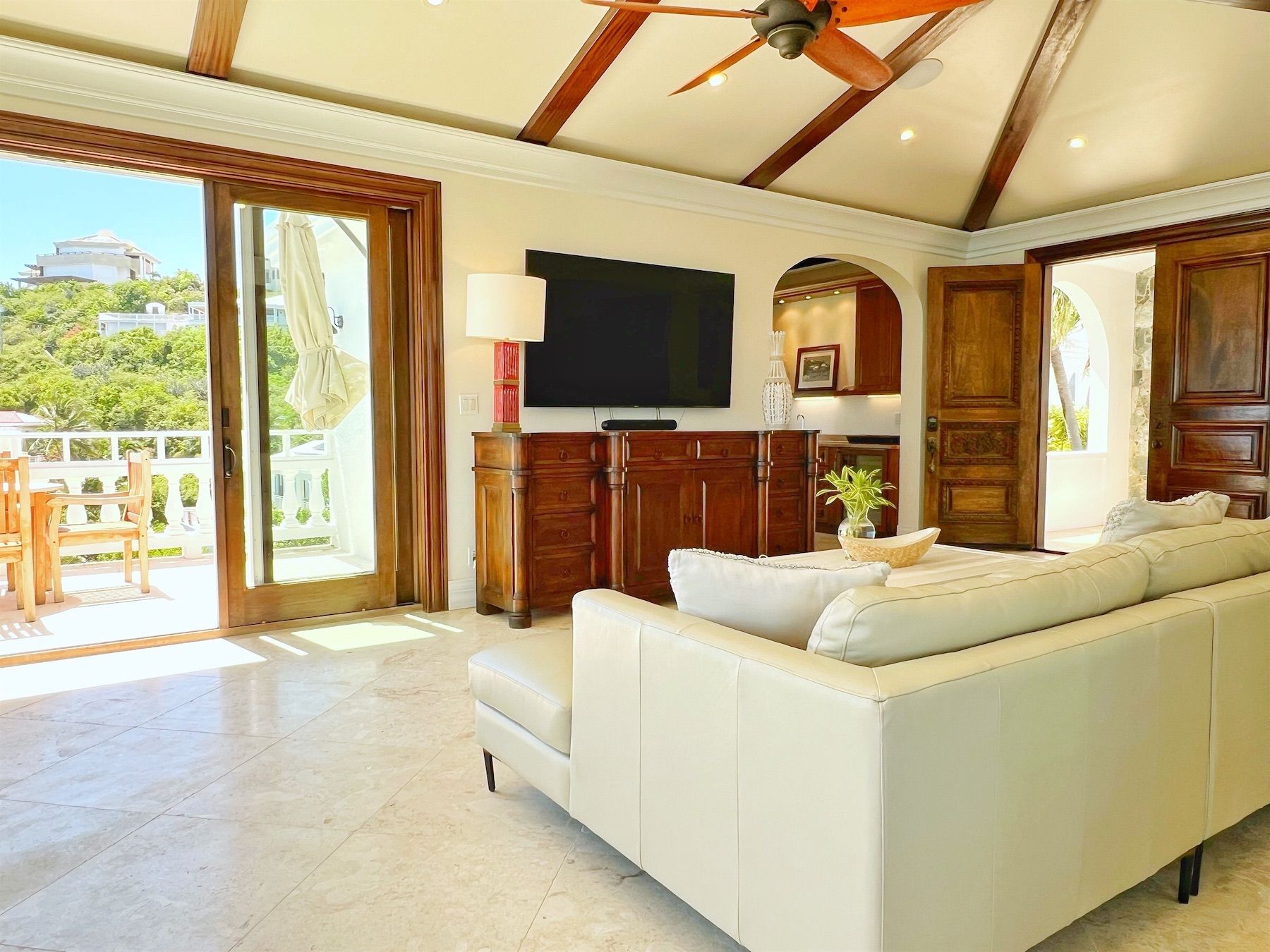Secret Beach villa photo.