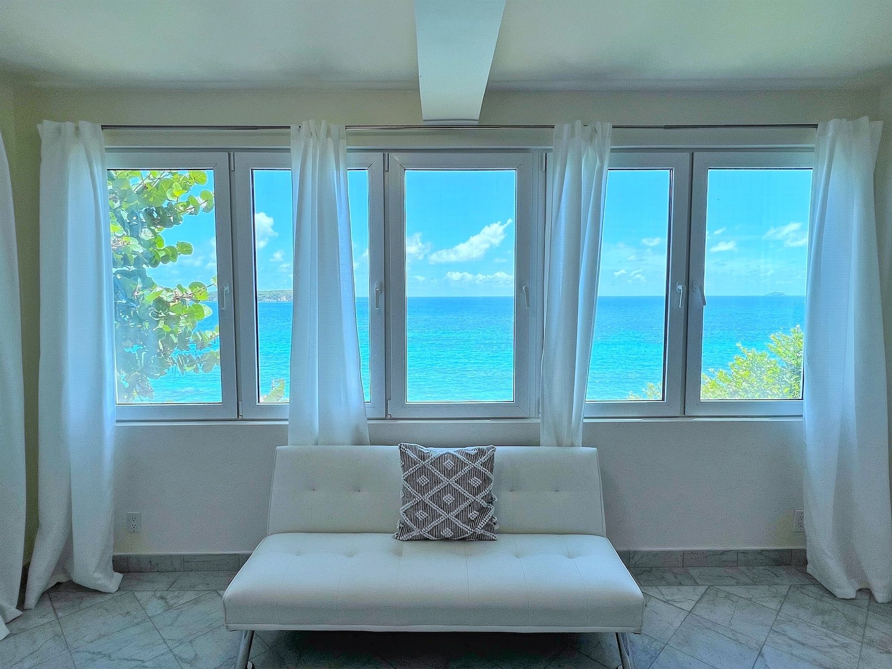 Secret Beach villa photo.