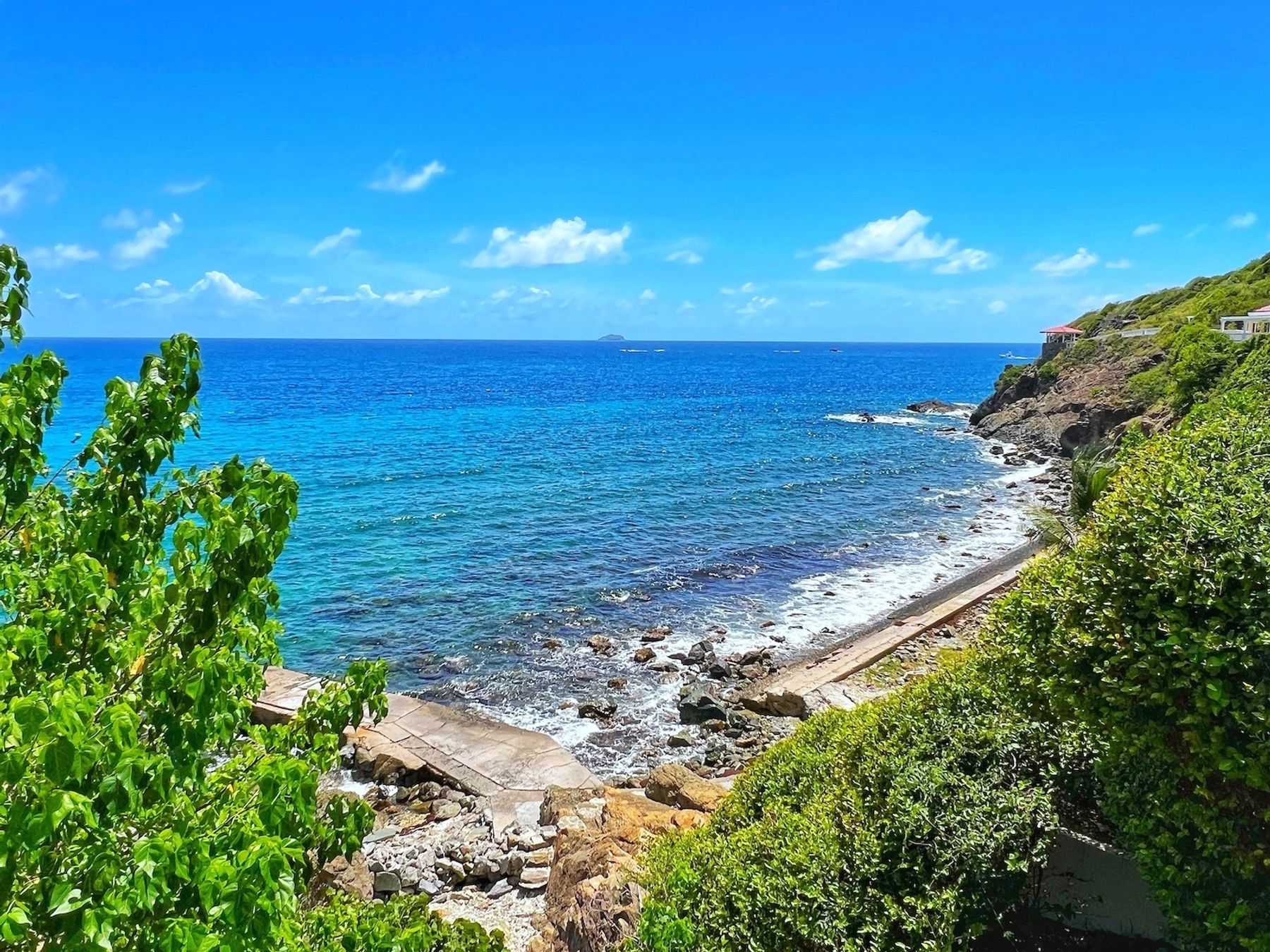 Secret Beach villa photo.