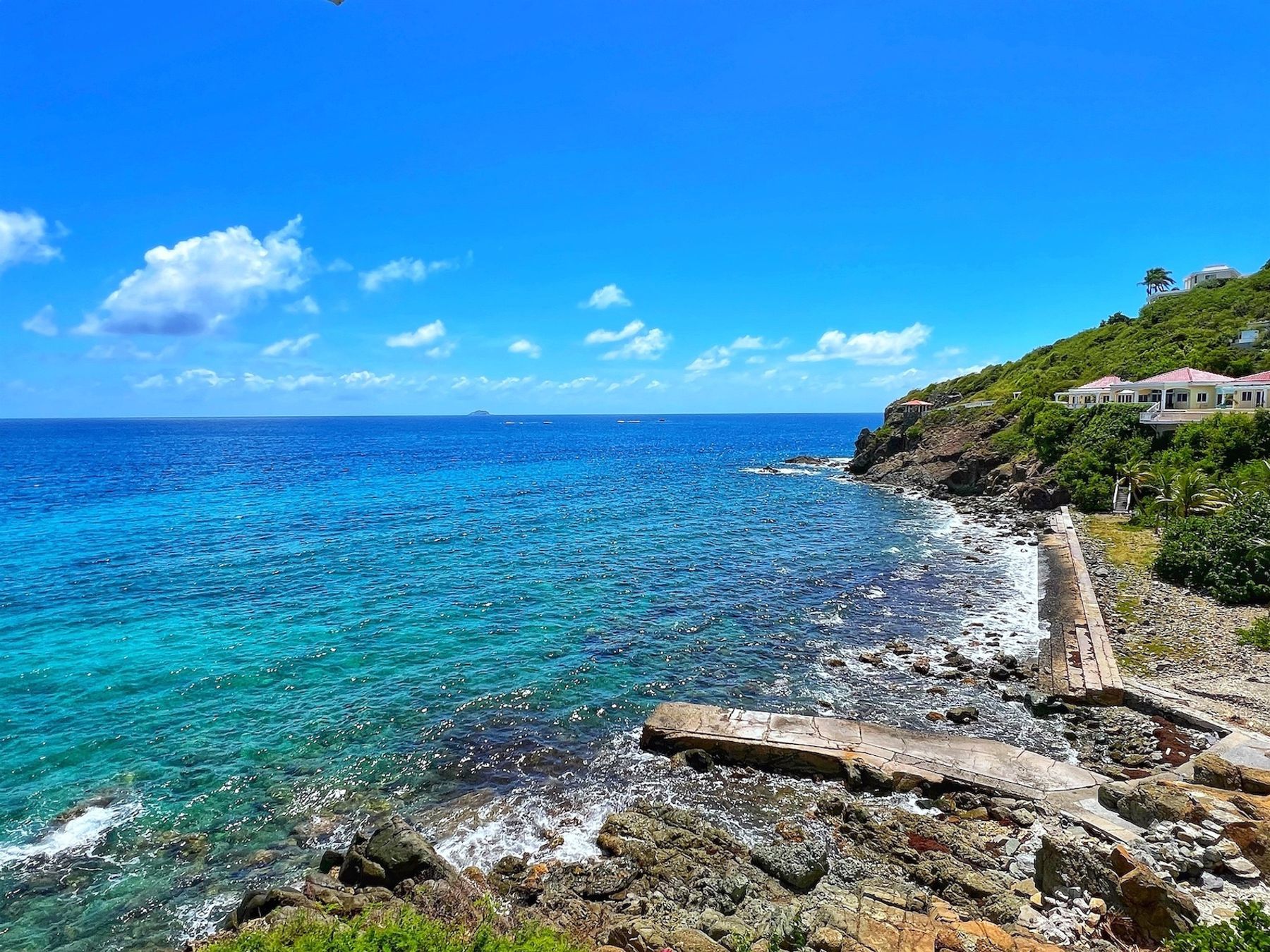 Secret Beach villa photo.