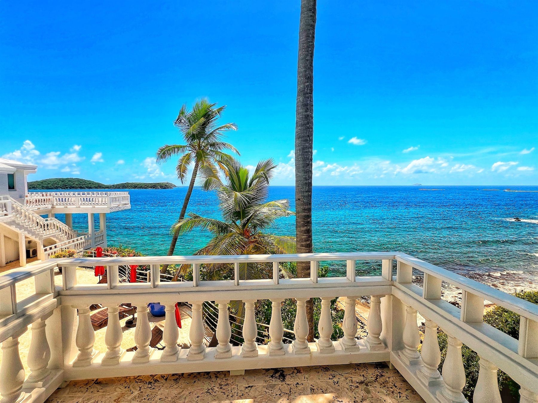 Secret Beach villa photo.