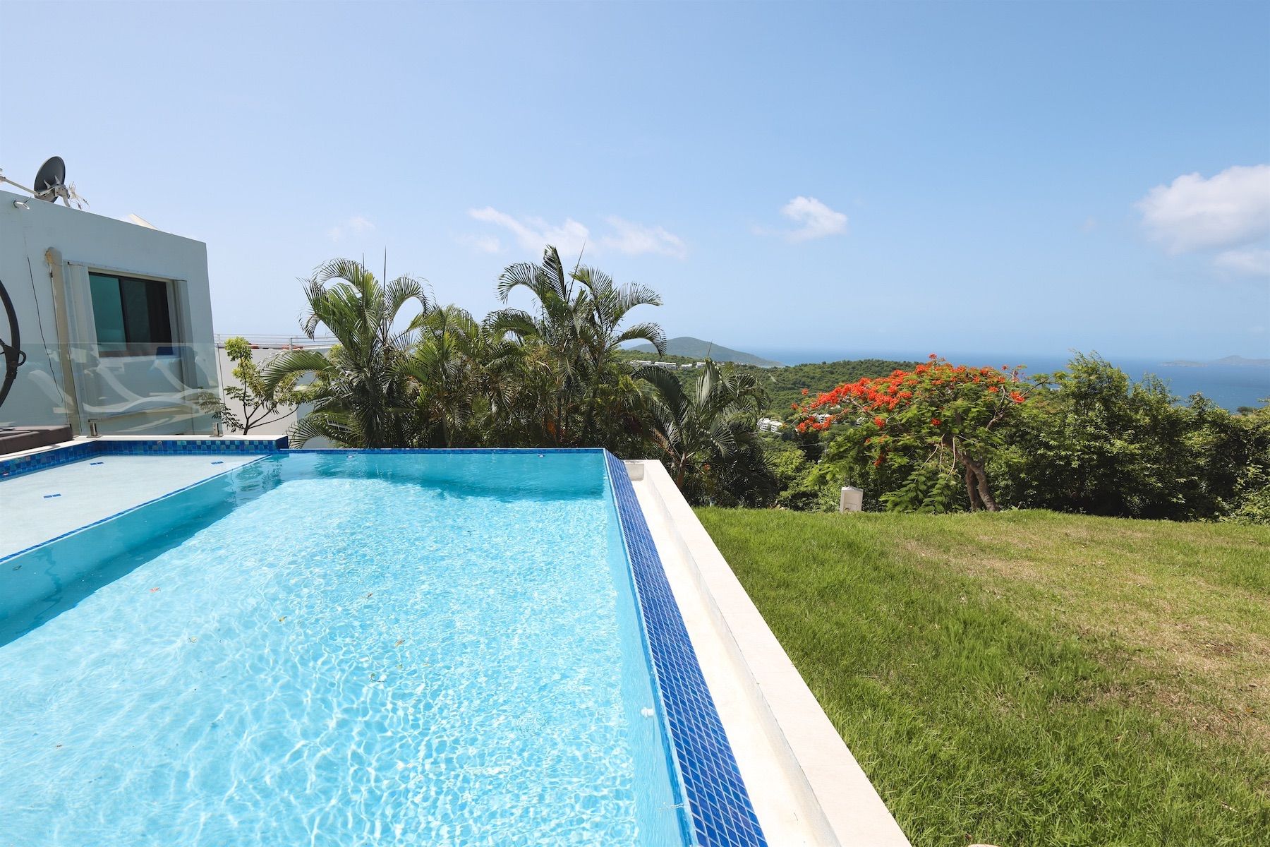 Azure Vista Estate villa photo.