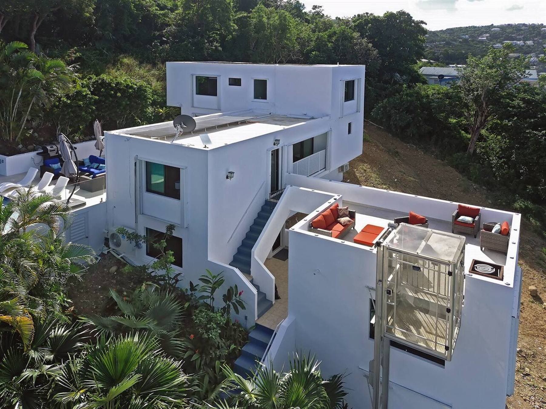 Azure Vista Estate villa photo.