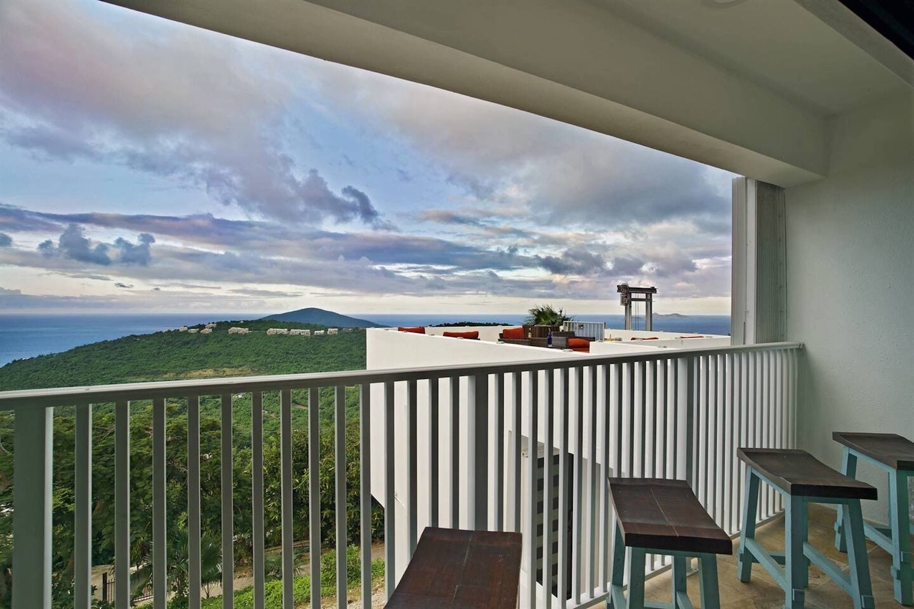 Azure Vista Estate villa photo.